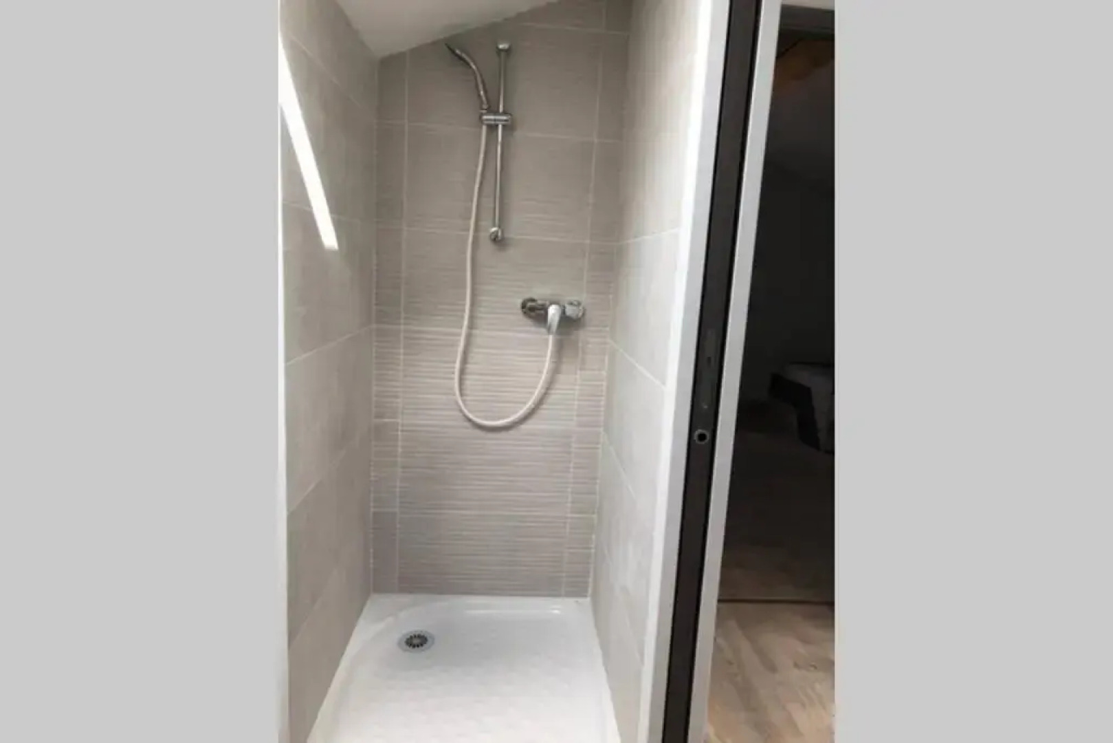 Maison de charme avec piscine couverte et 9000m2