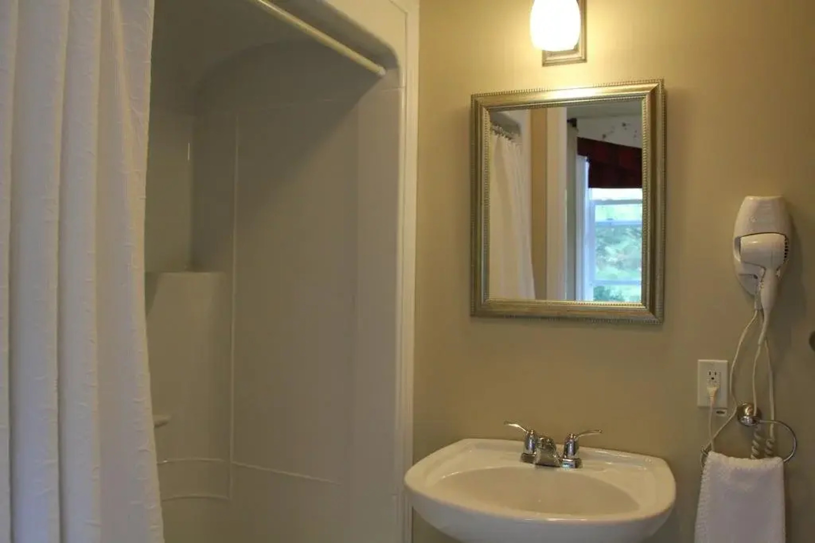 Tulips and Thistle B&B