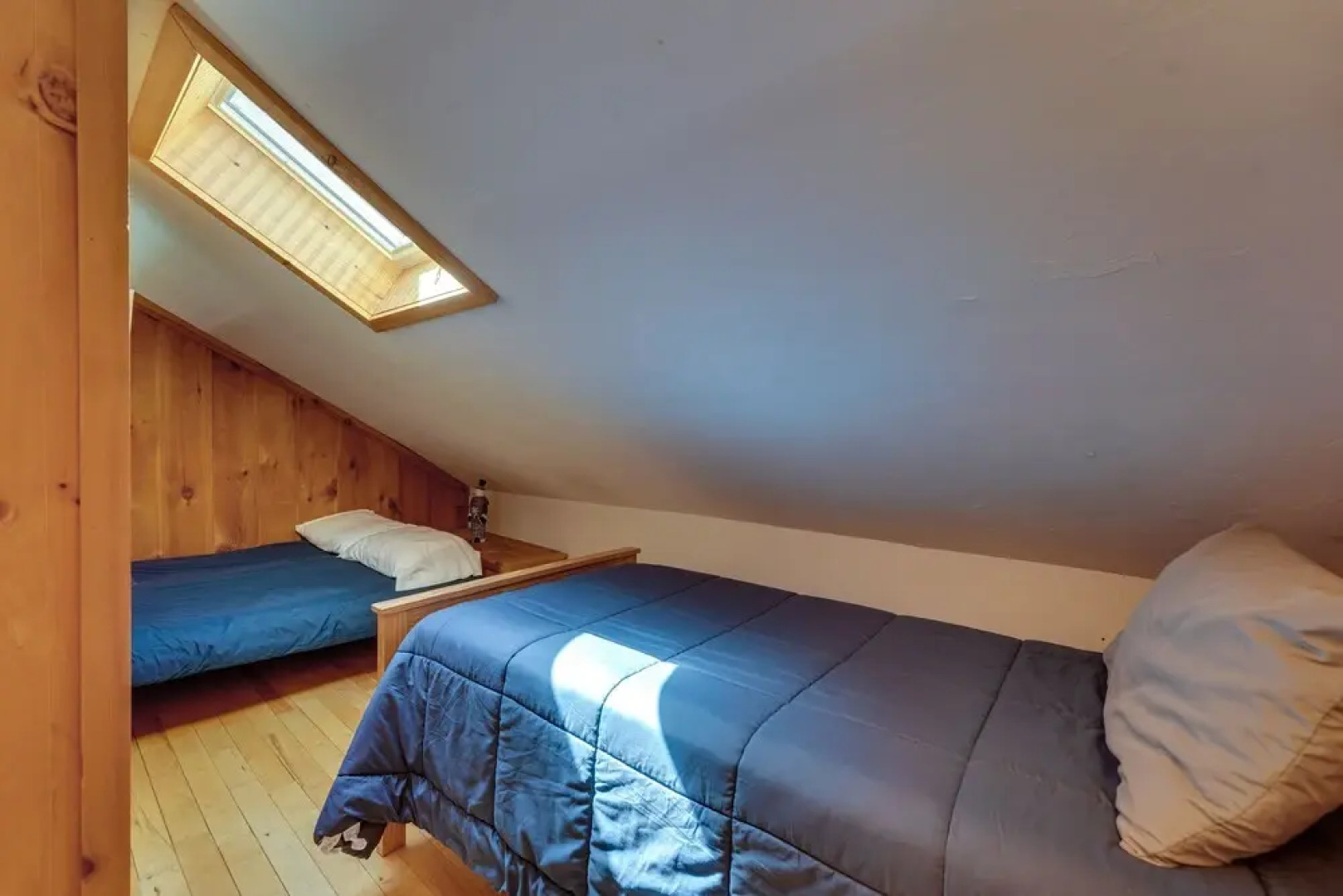 Relaxing Mountain Refuge: 4 Miles to Mt Snow!