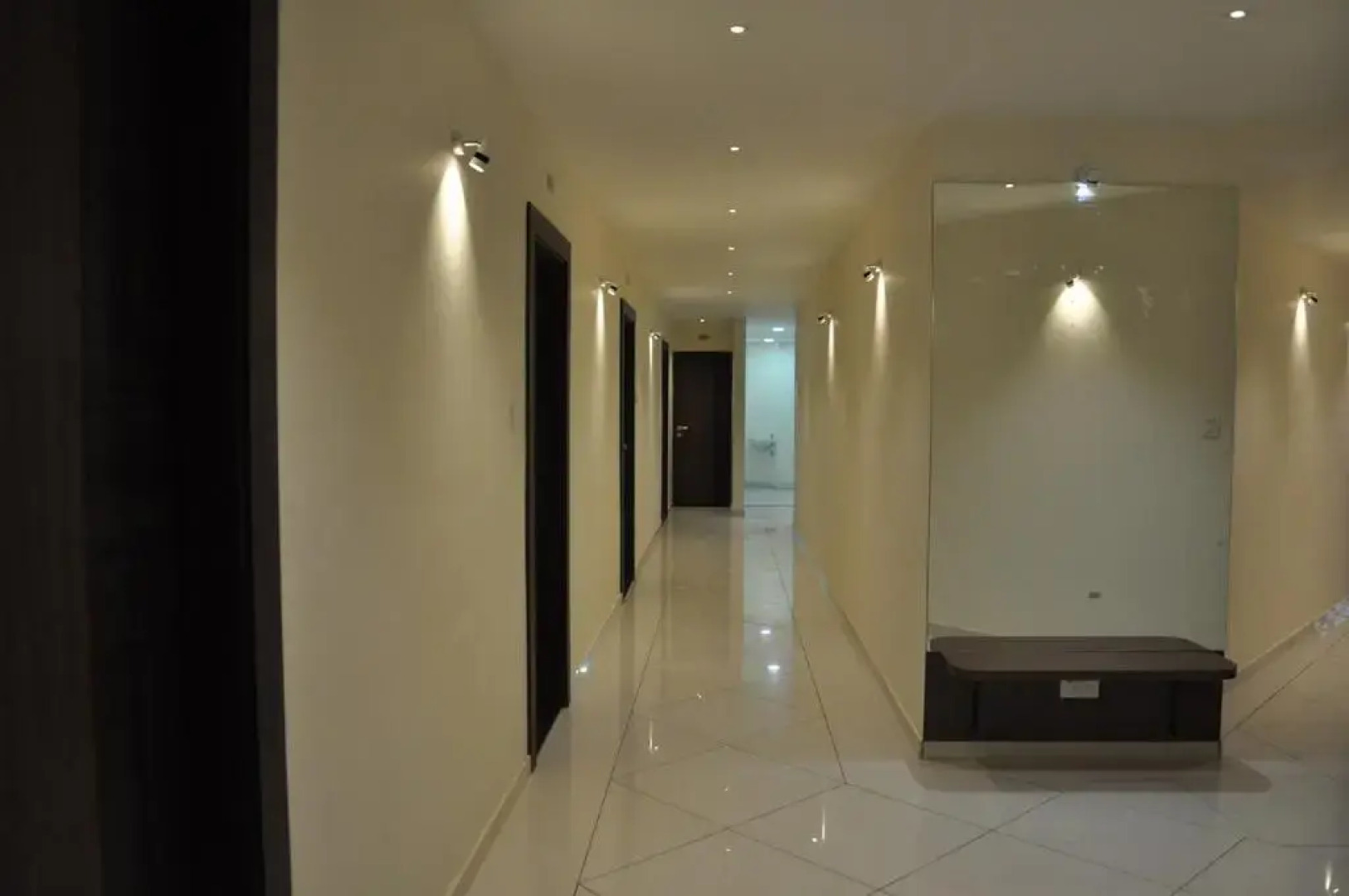 Shivdhara Hotel & Residence