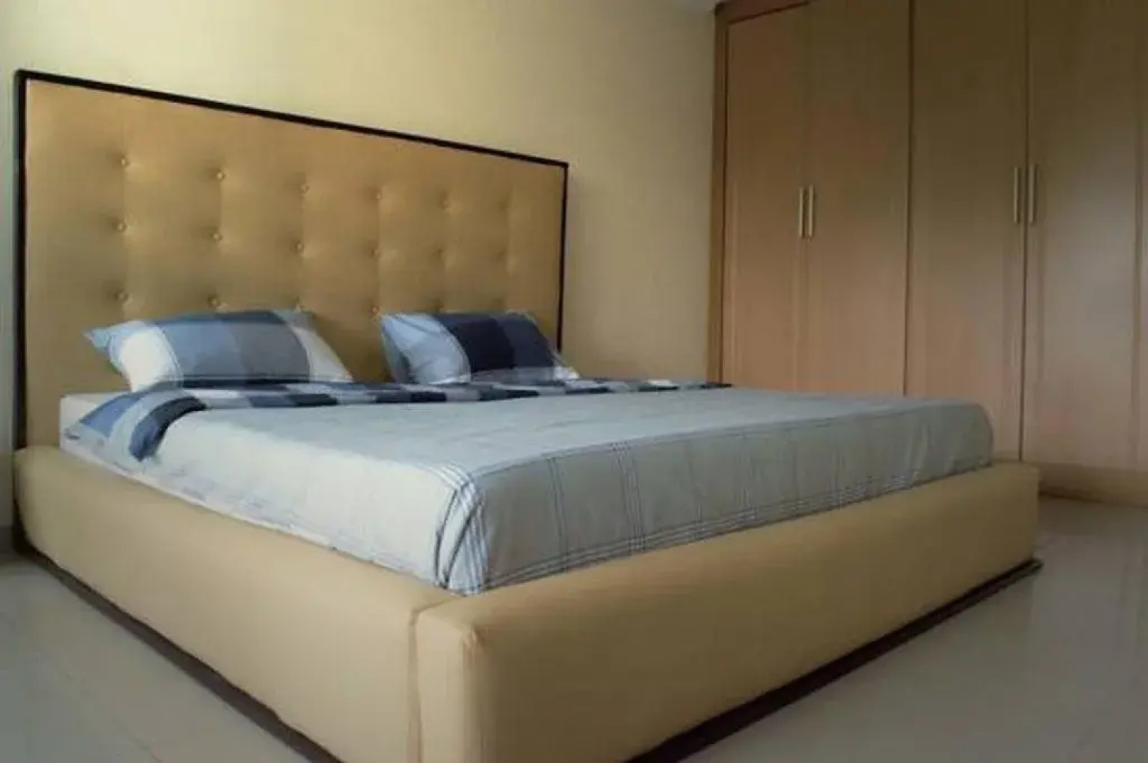 Chapter 1 Luxury Suites