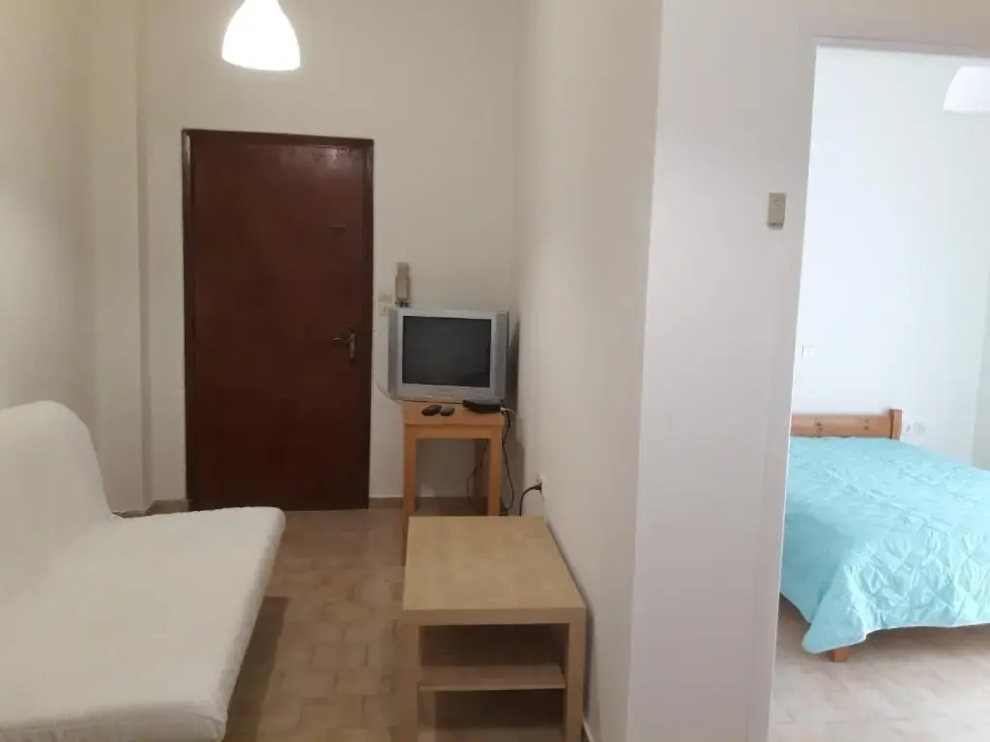apt 30m from beach