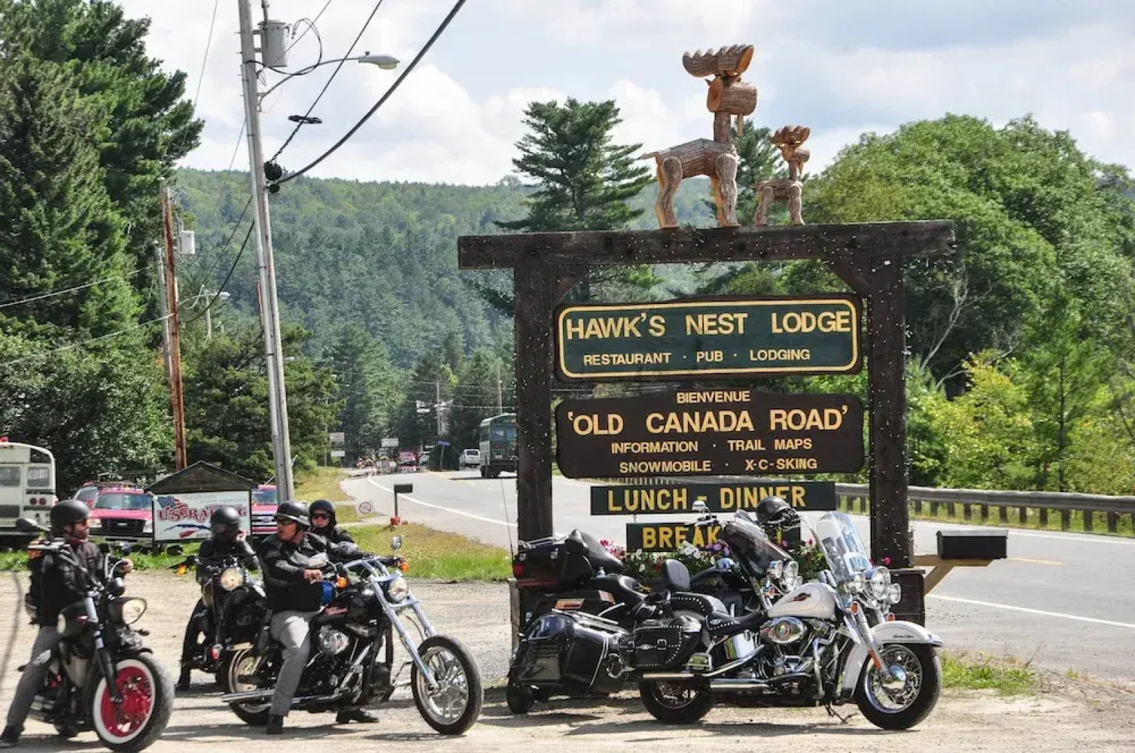 Hawks Nest Lodge And Restaurant