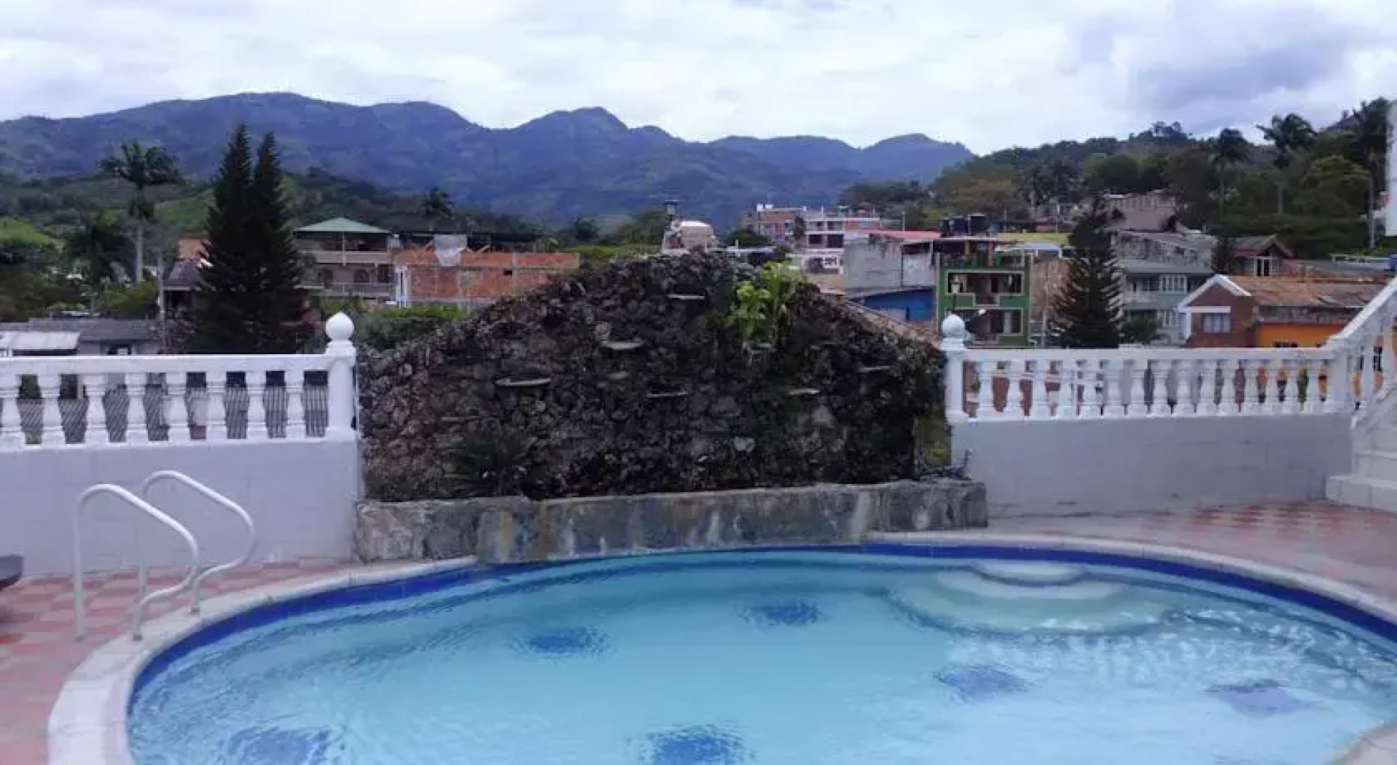 Hotel La Cascada
