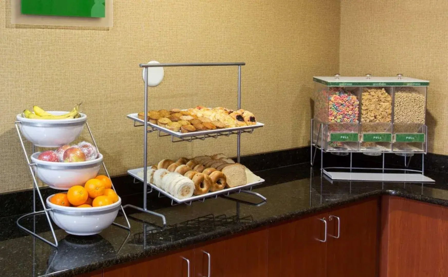 Country Inn & Suites By Radisson, Battle Creek, MI