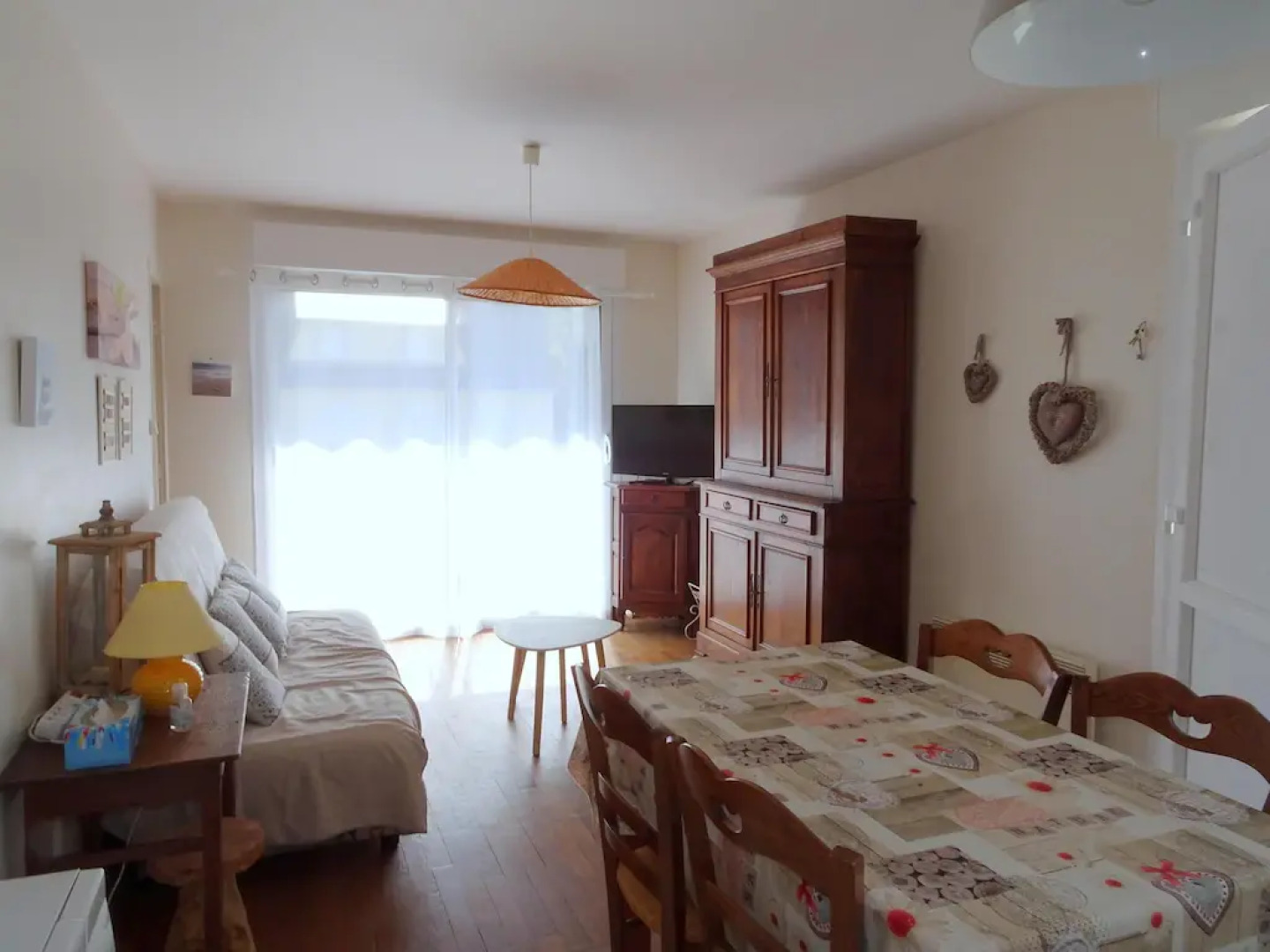 Semi-detached House, Jullouville