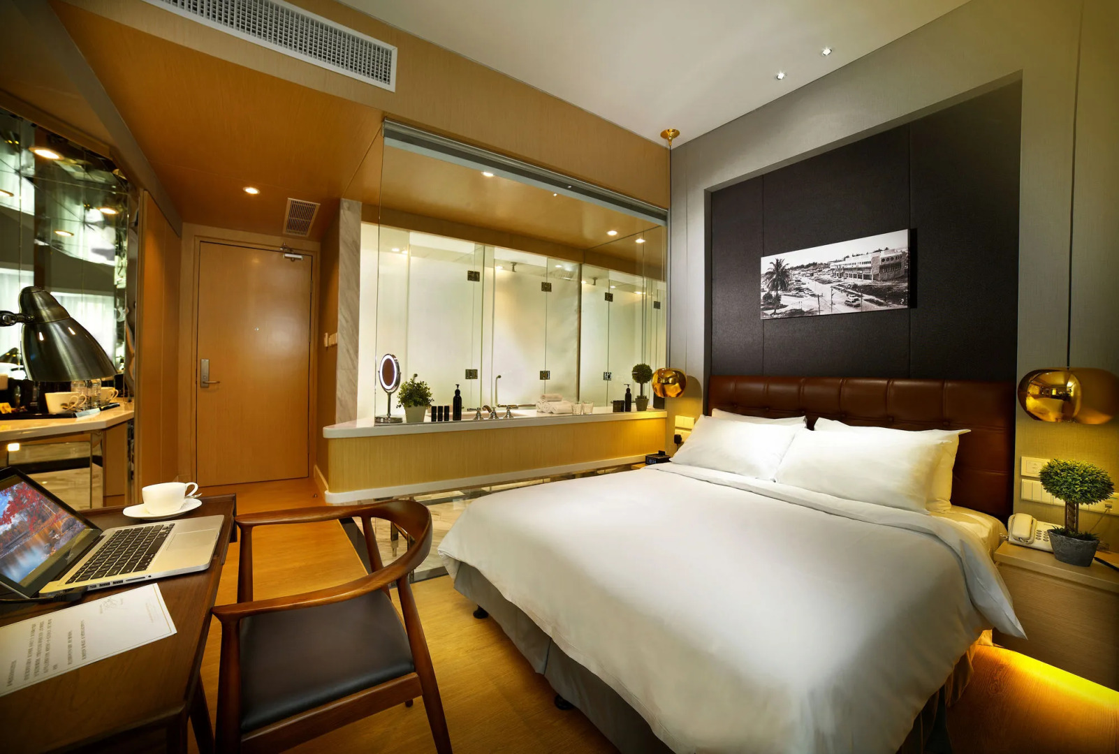 Kingwood Boutique Hotel