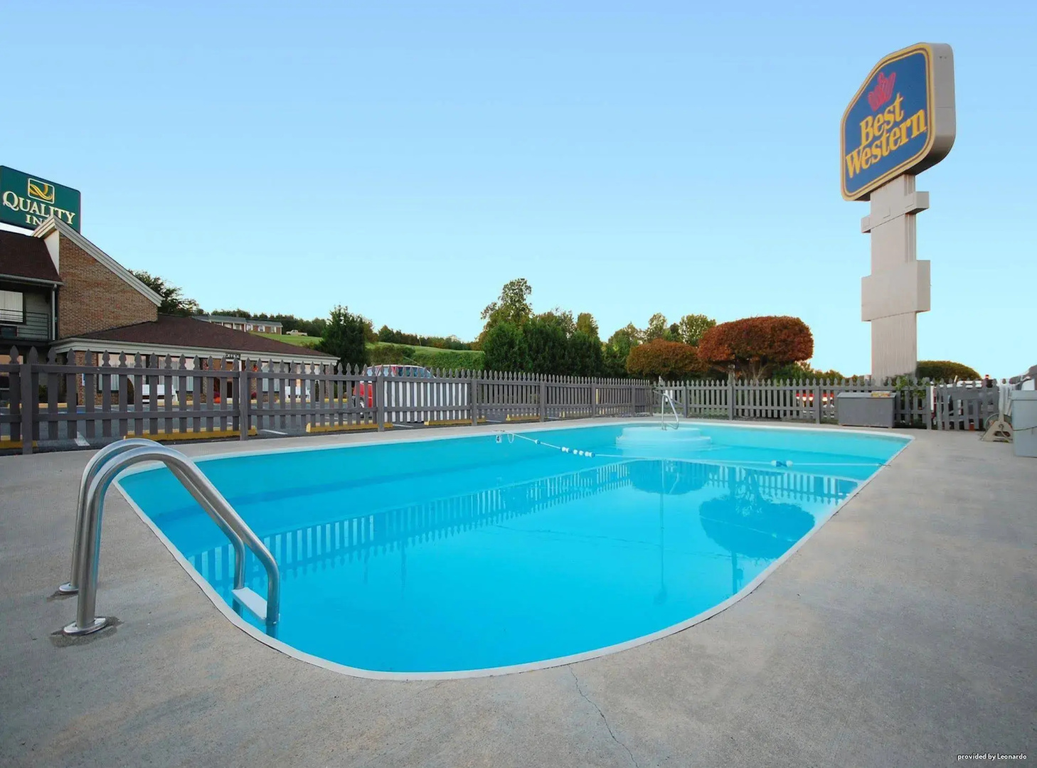 Motel 6 Hillsville, VA