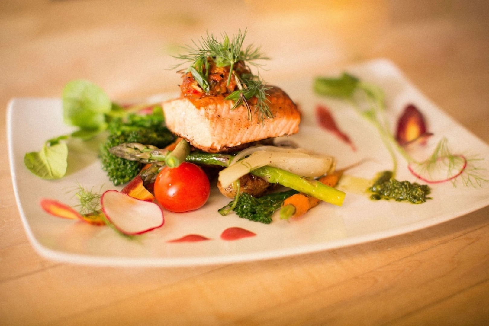 Storm Mountain Lodge Cabins & Dining