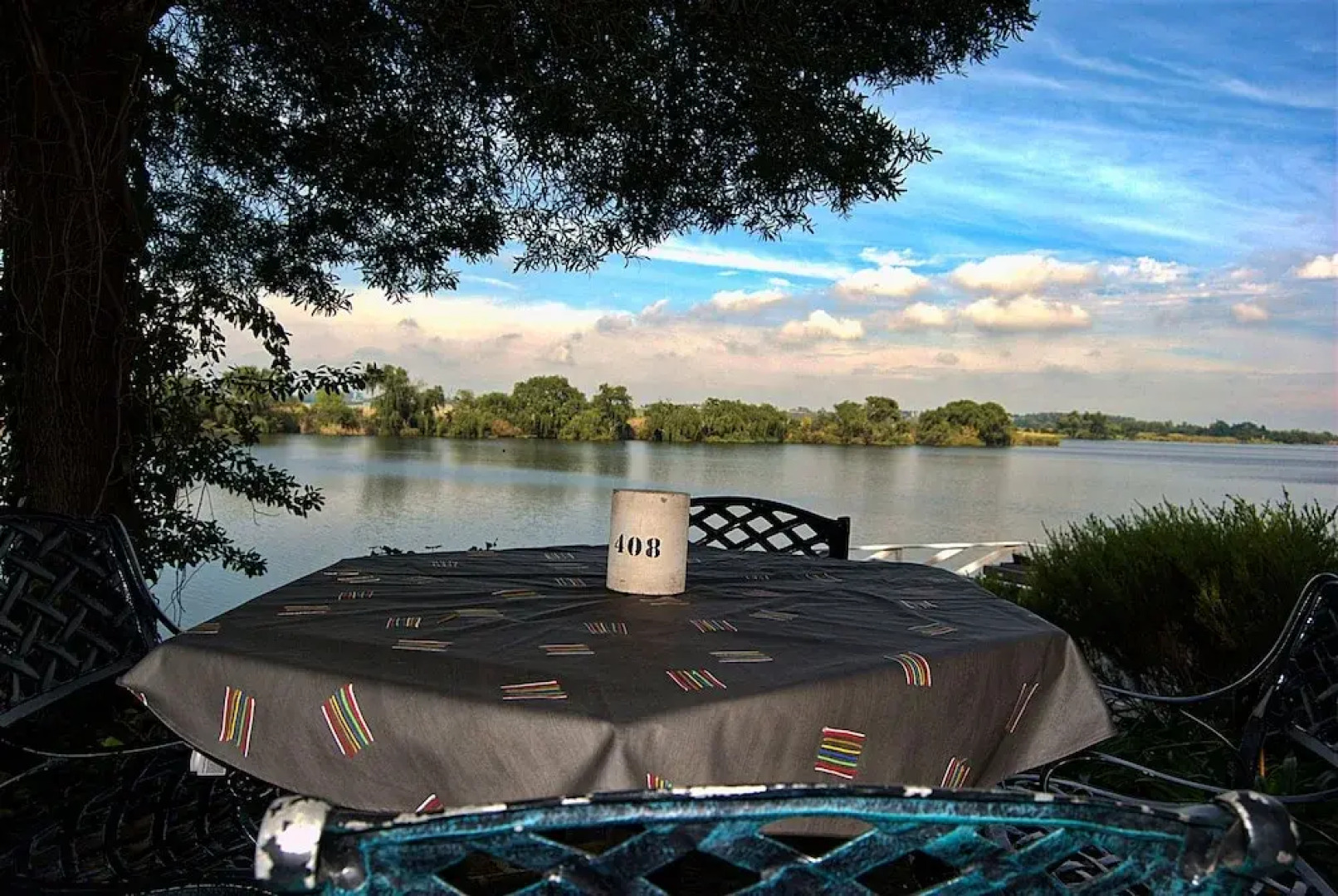 Waterfront Country Lodge