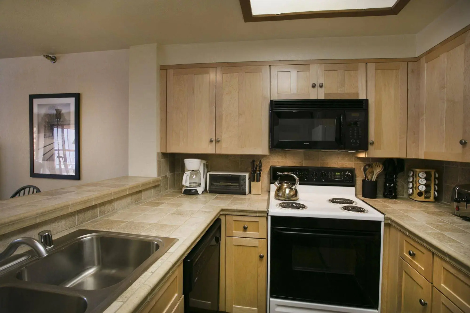 Aspen Creek by 101 Great Escapes