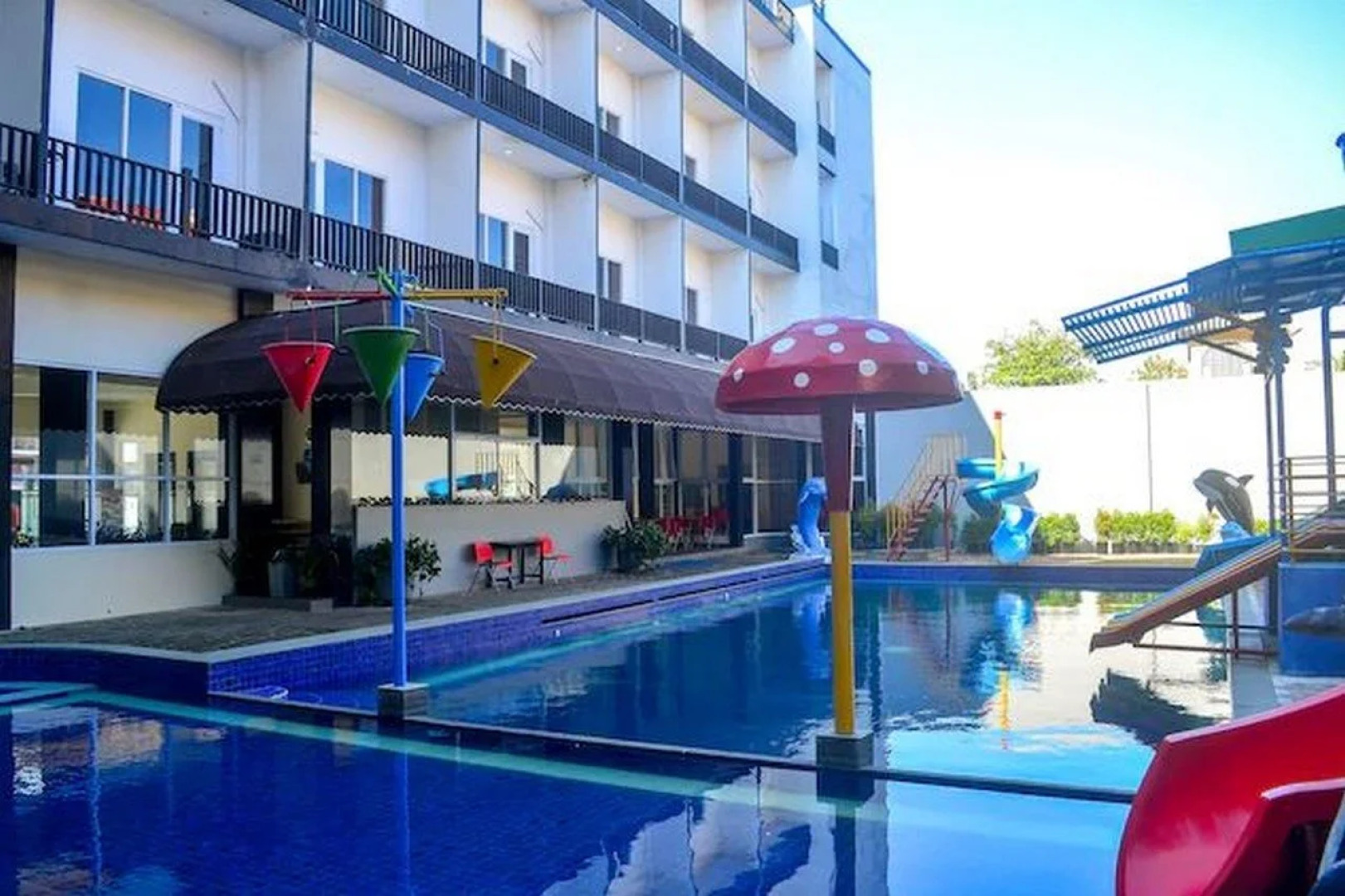 Capital O 1246 Hotel Grand Pacific