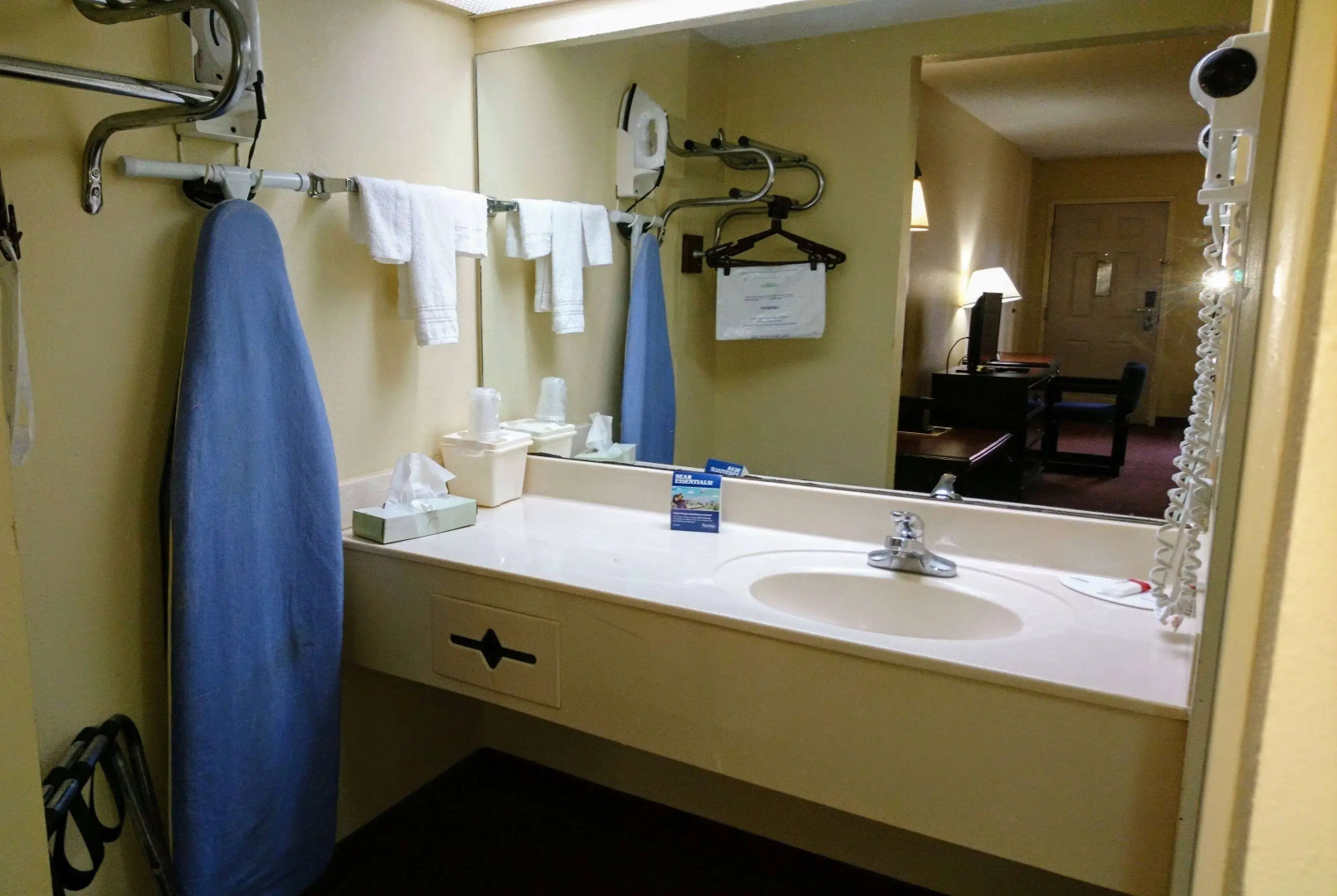 Travelodge by Wyndham Knoxville East