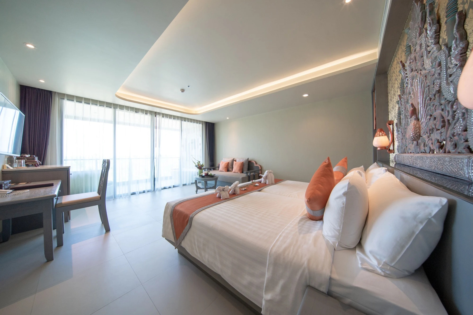 Курортный отель Maikhao Palm Beach