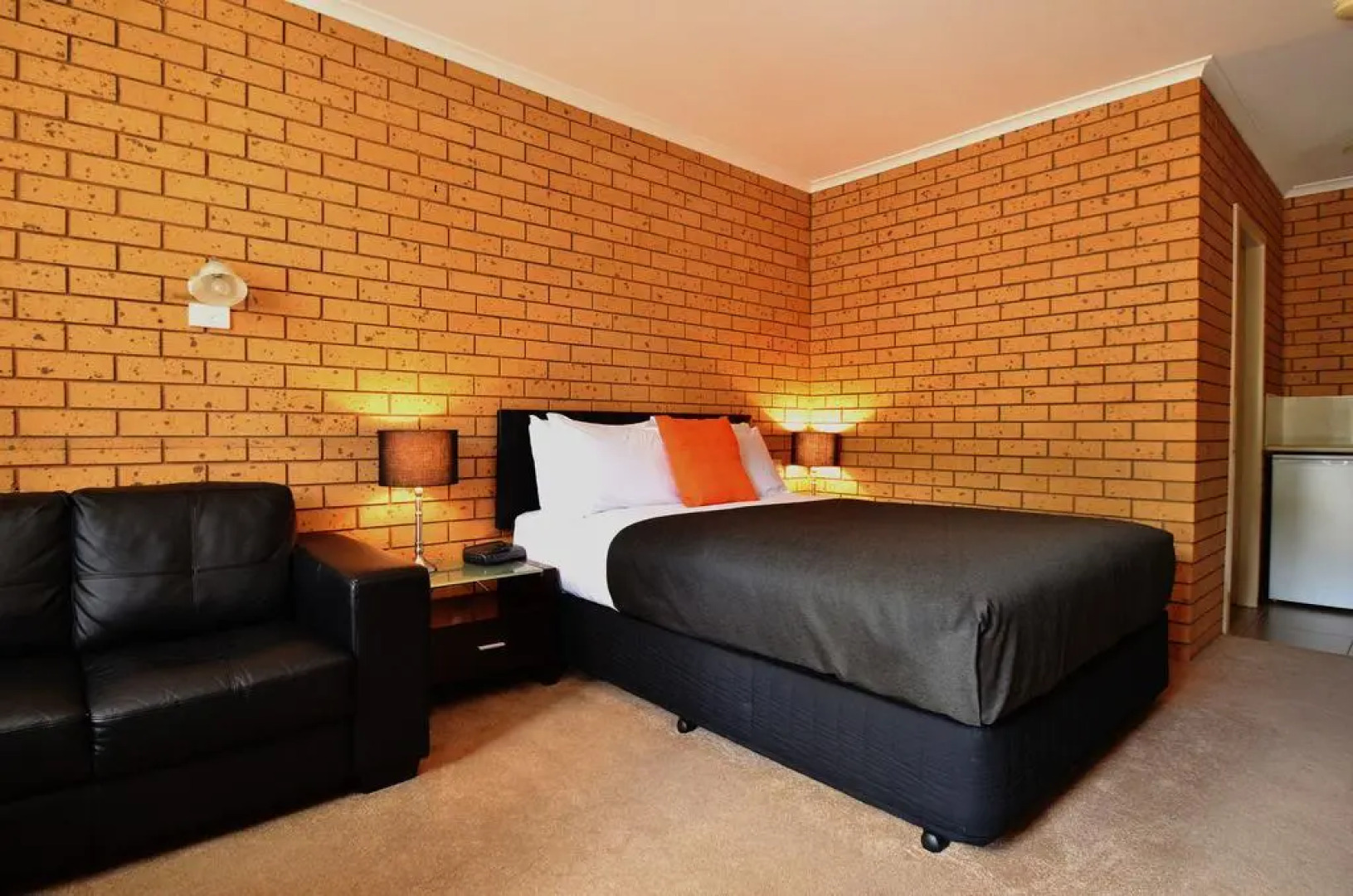 Avondel Motor Inn, Benalla