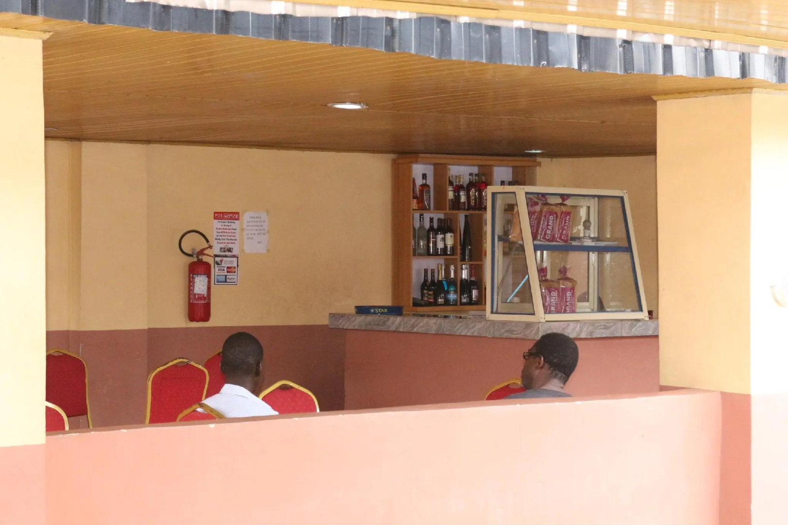 Grand Decent Hotel and Suites