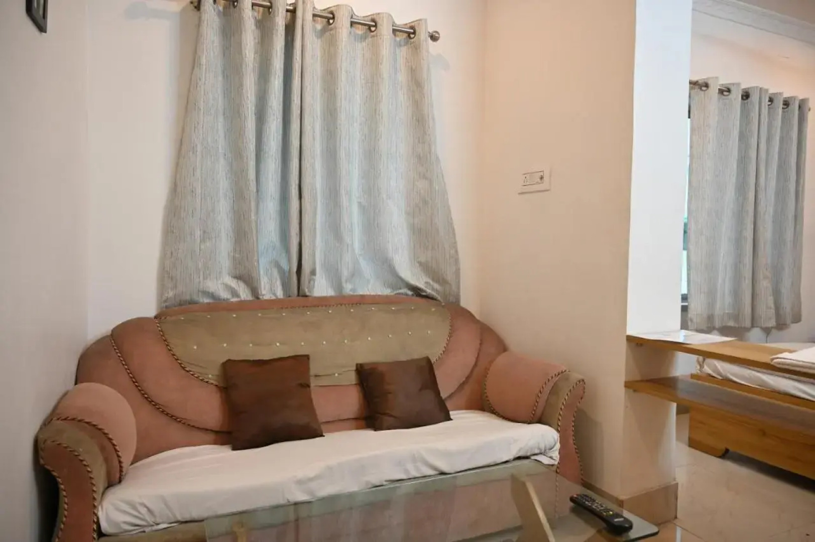 OYO 27950 Hotel Priyanka International