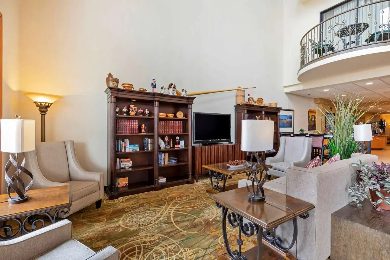 Best Western Plus Swiss Chalet Hotel & Suites