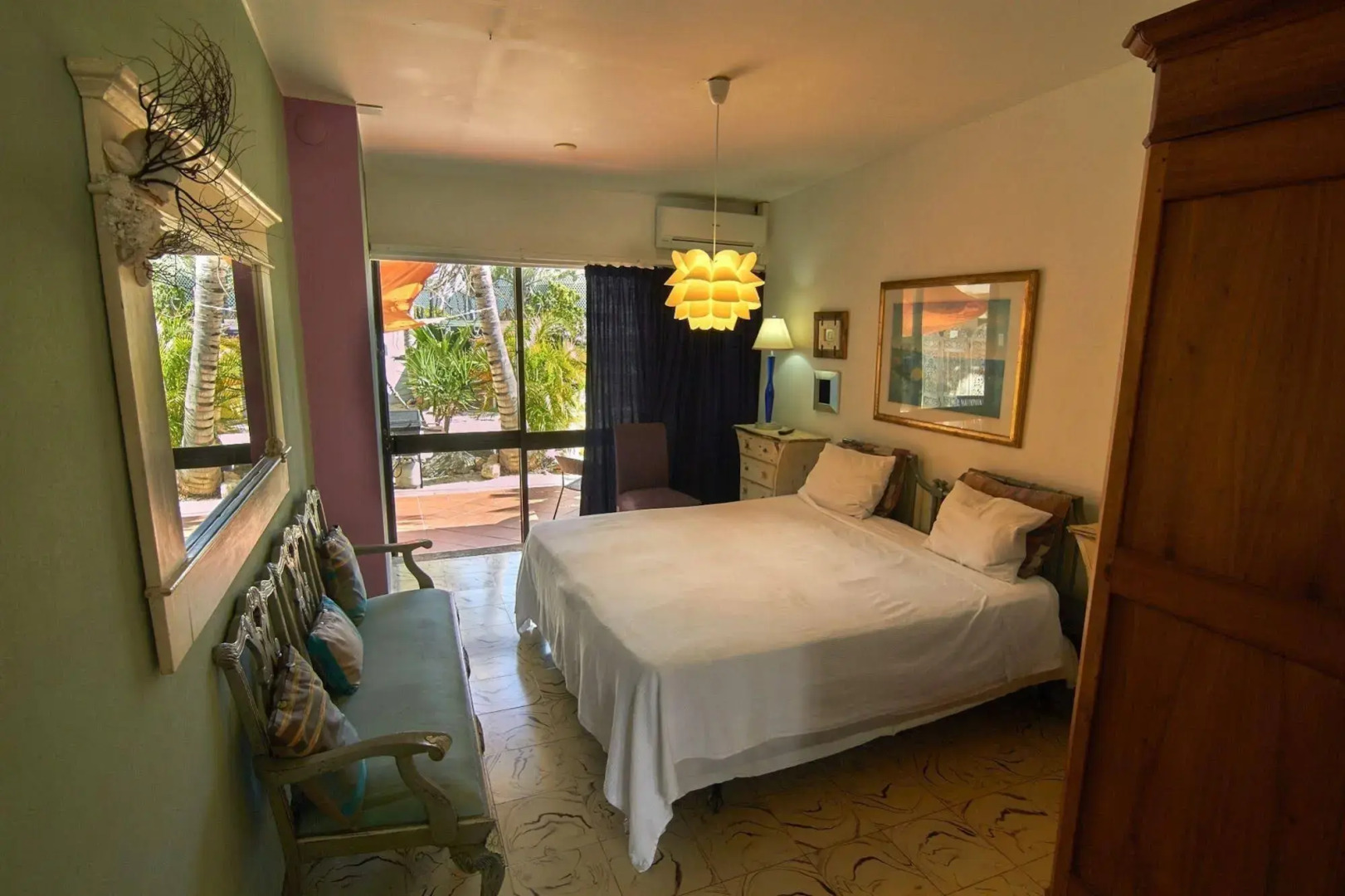 Beach House Aruba Apartments