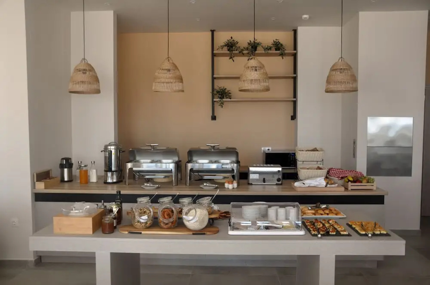 Costa Ionica Mytikas Seaside Hotel