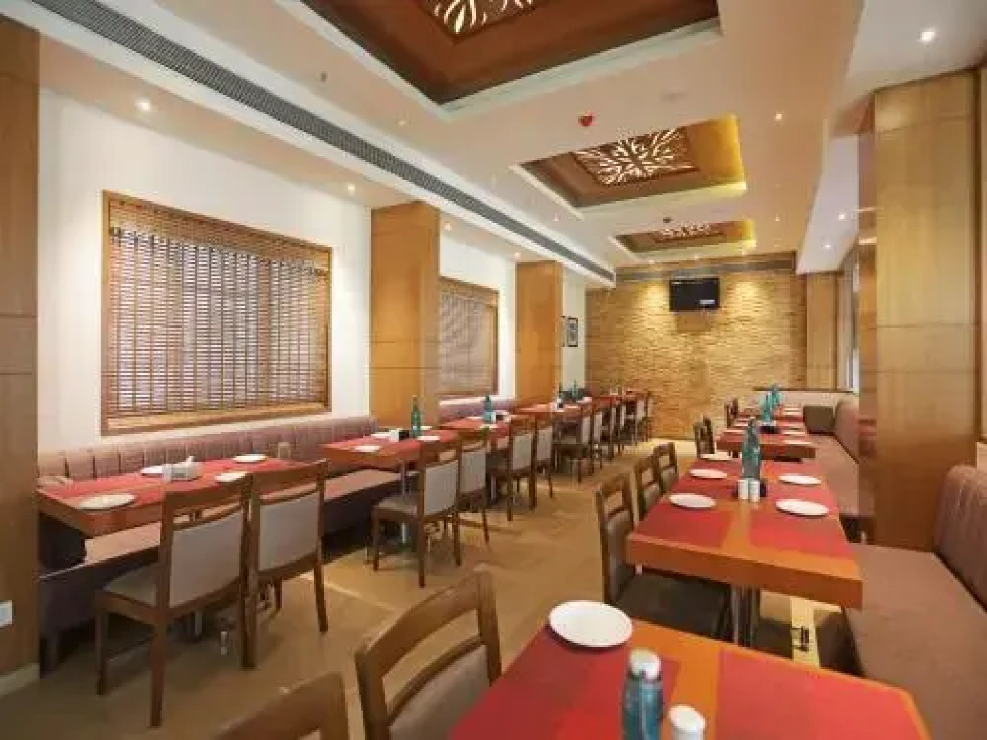 OYO Premium Bhosari MIDC