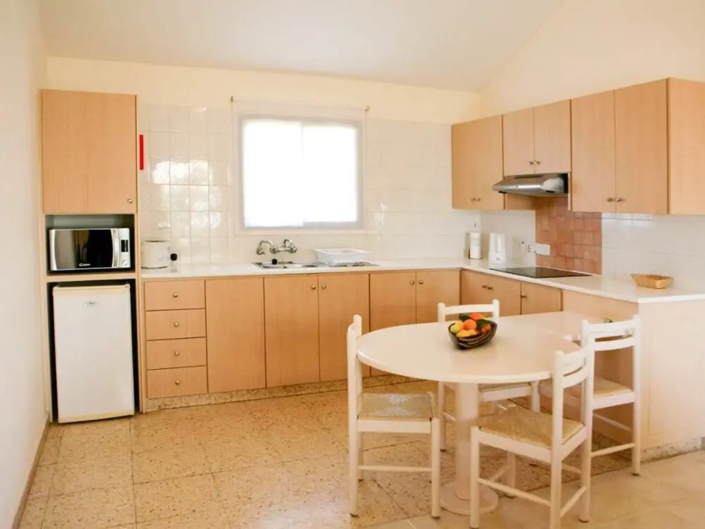 Gorgeous Vacation Apartment With Balcony and Stunning Views 1C All Yours