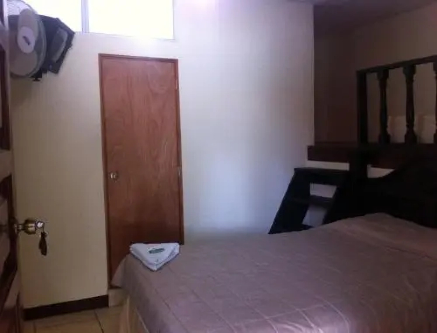 Santiago Hostel and Traveling