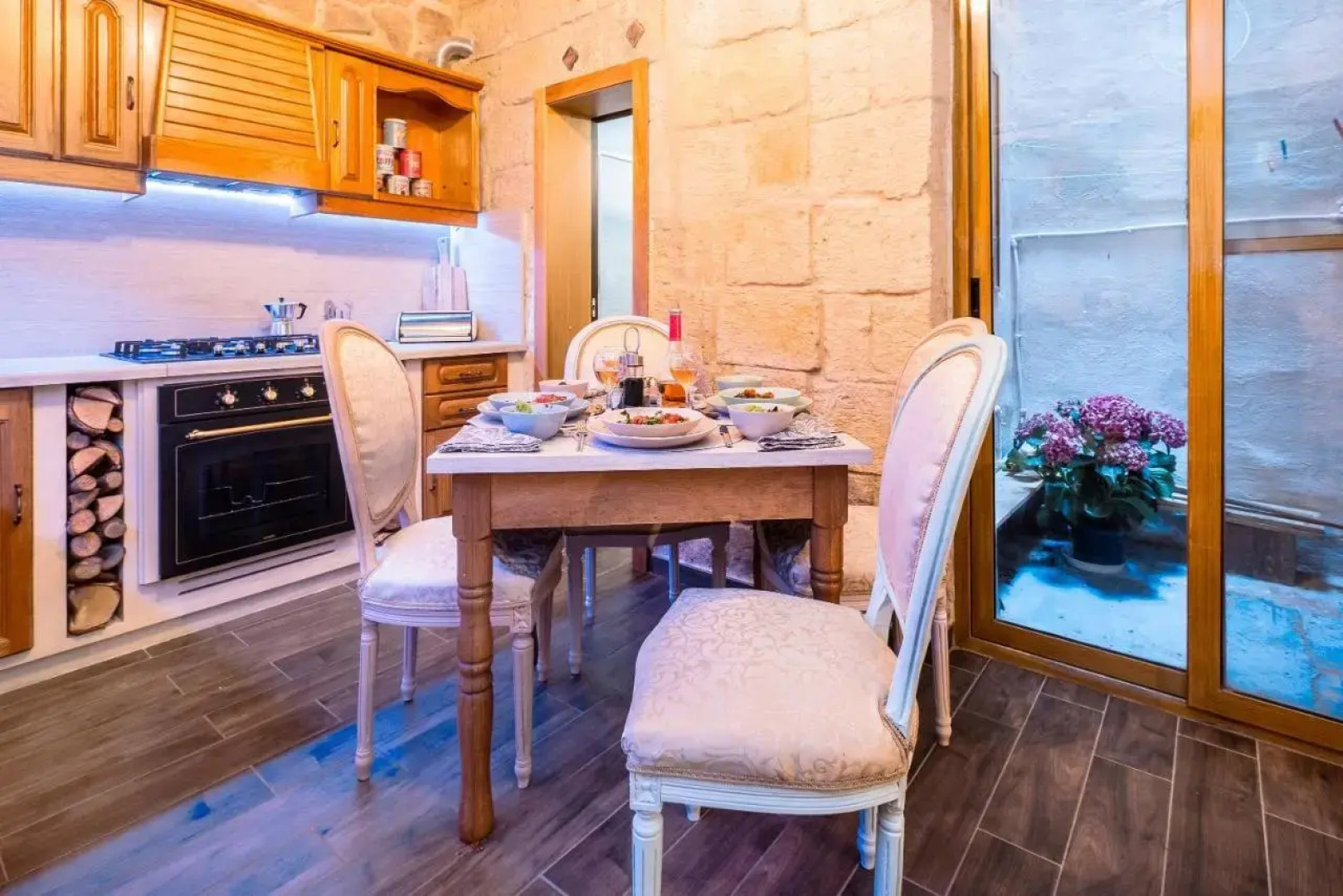 Kharmen A 1565s House with Seaviews