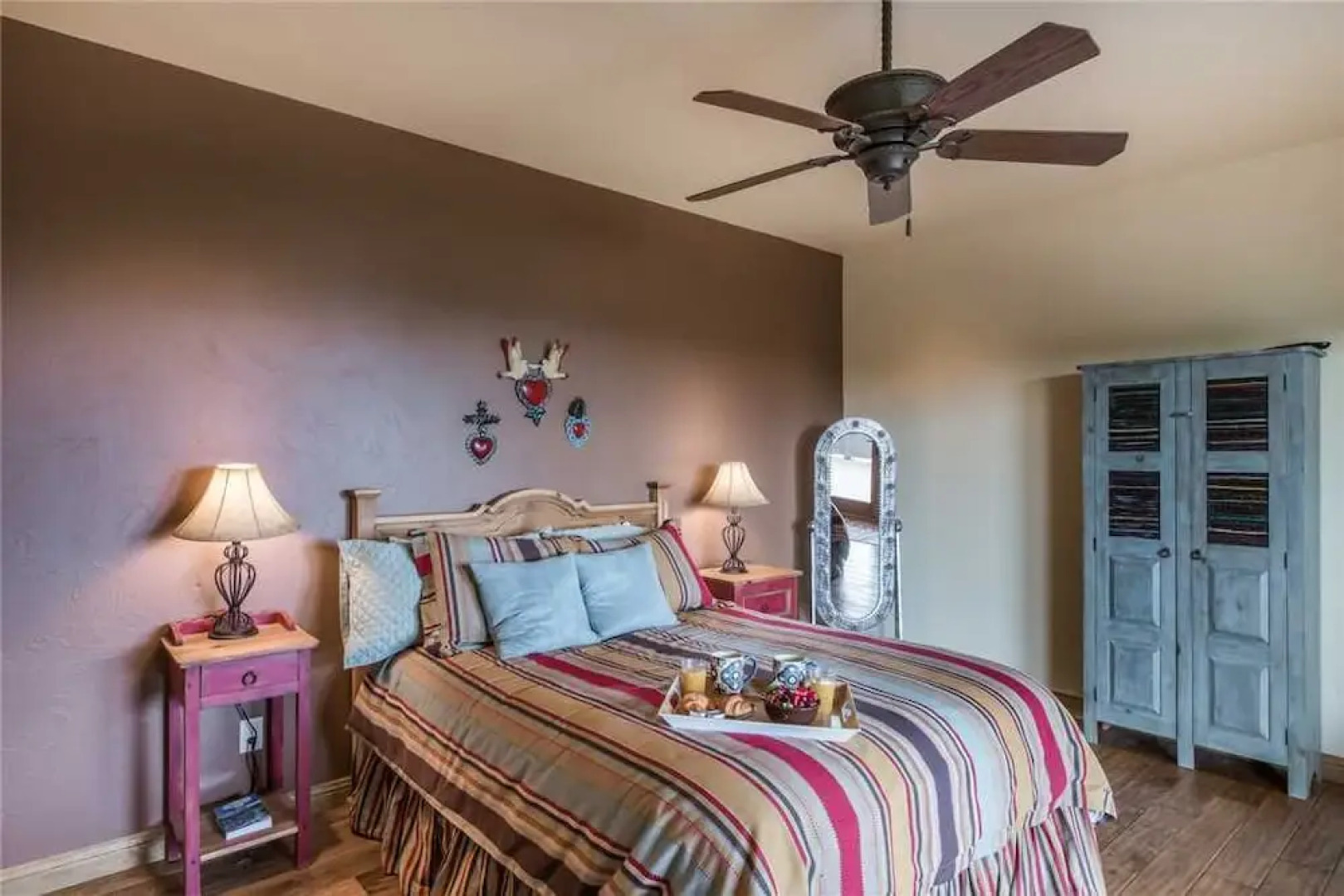 La Punta - Four Bedroom Cabin with Hot Tub