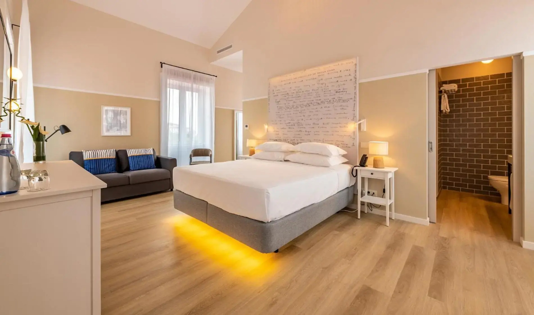 Pestana Fisherman Village