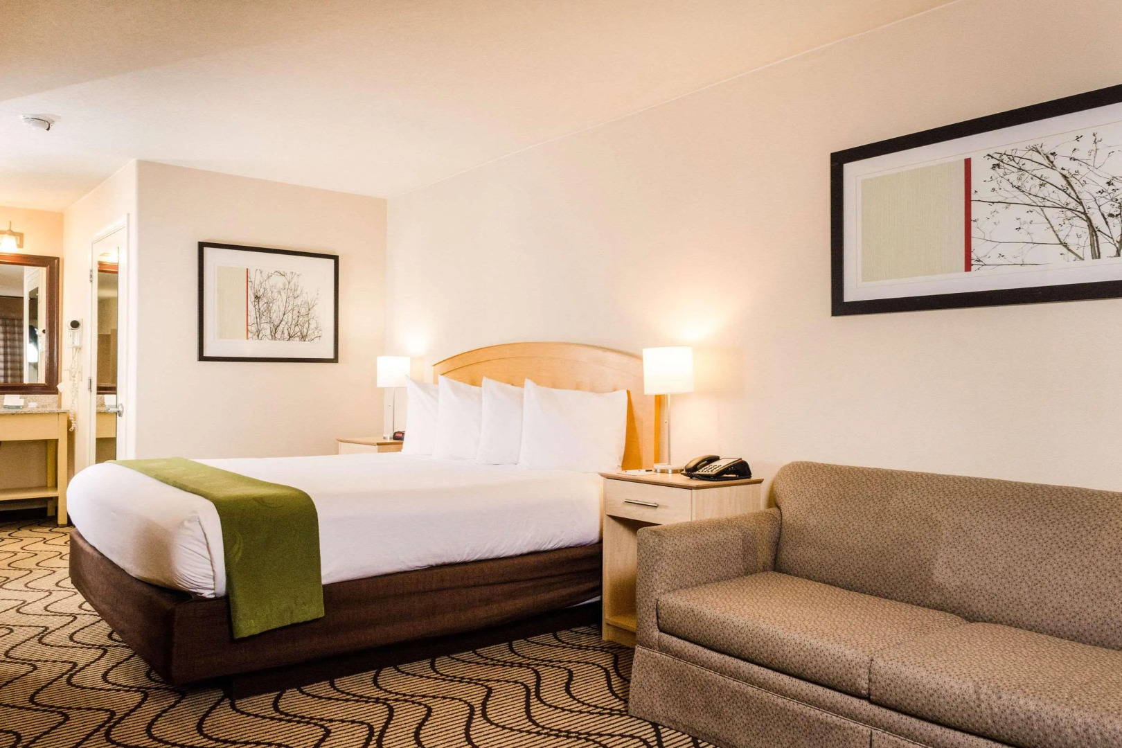 Quality Inn & Suites Lathrop - South Stockton
