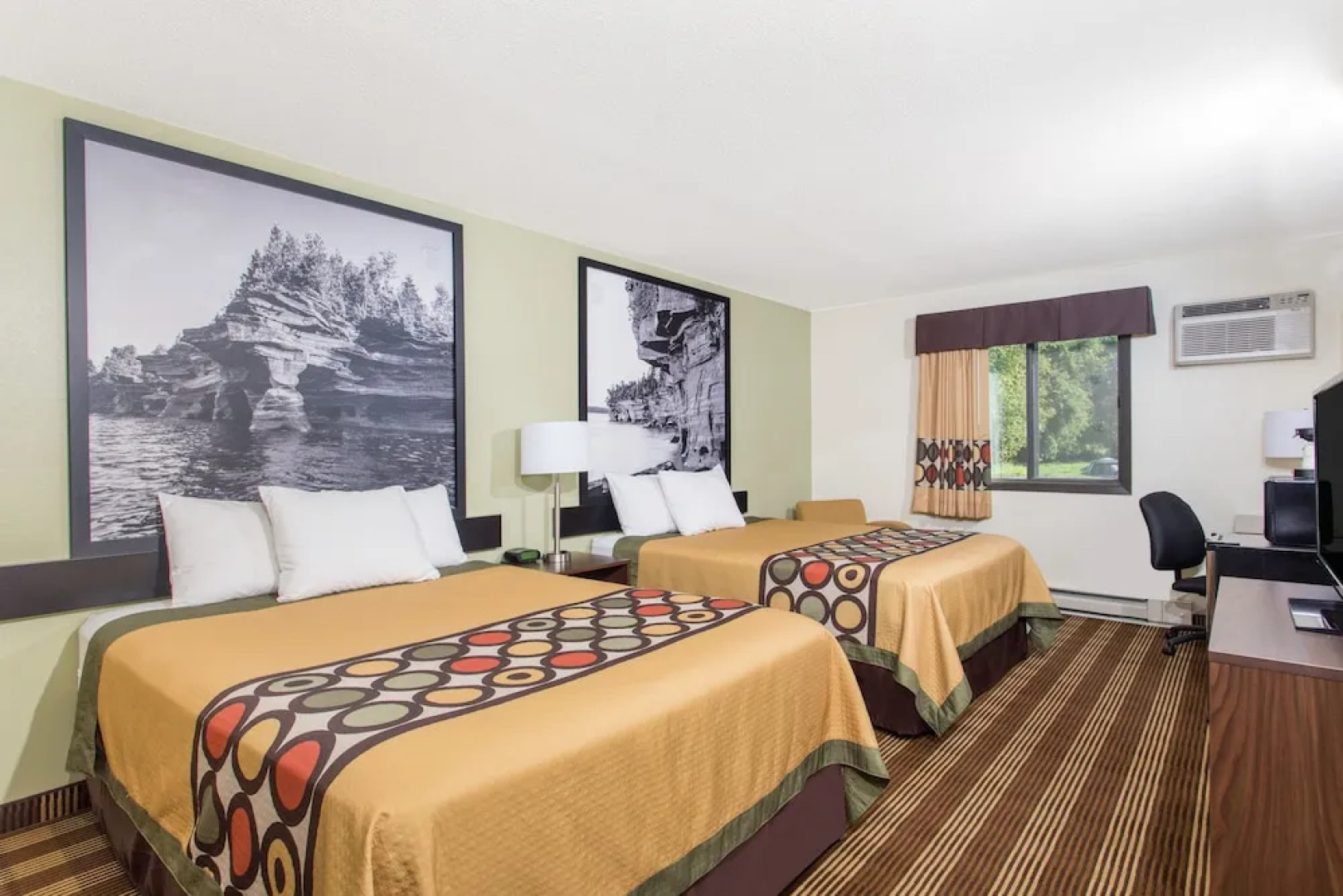 Knights Inn Eau Claire