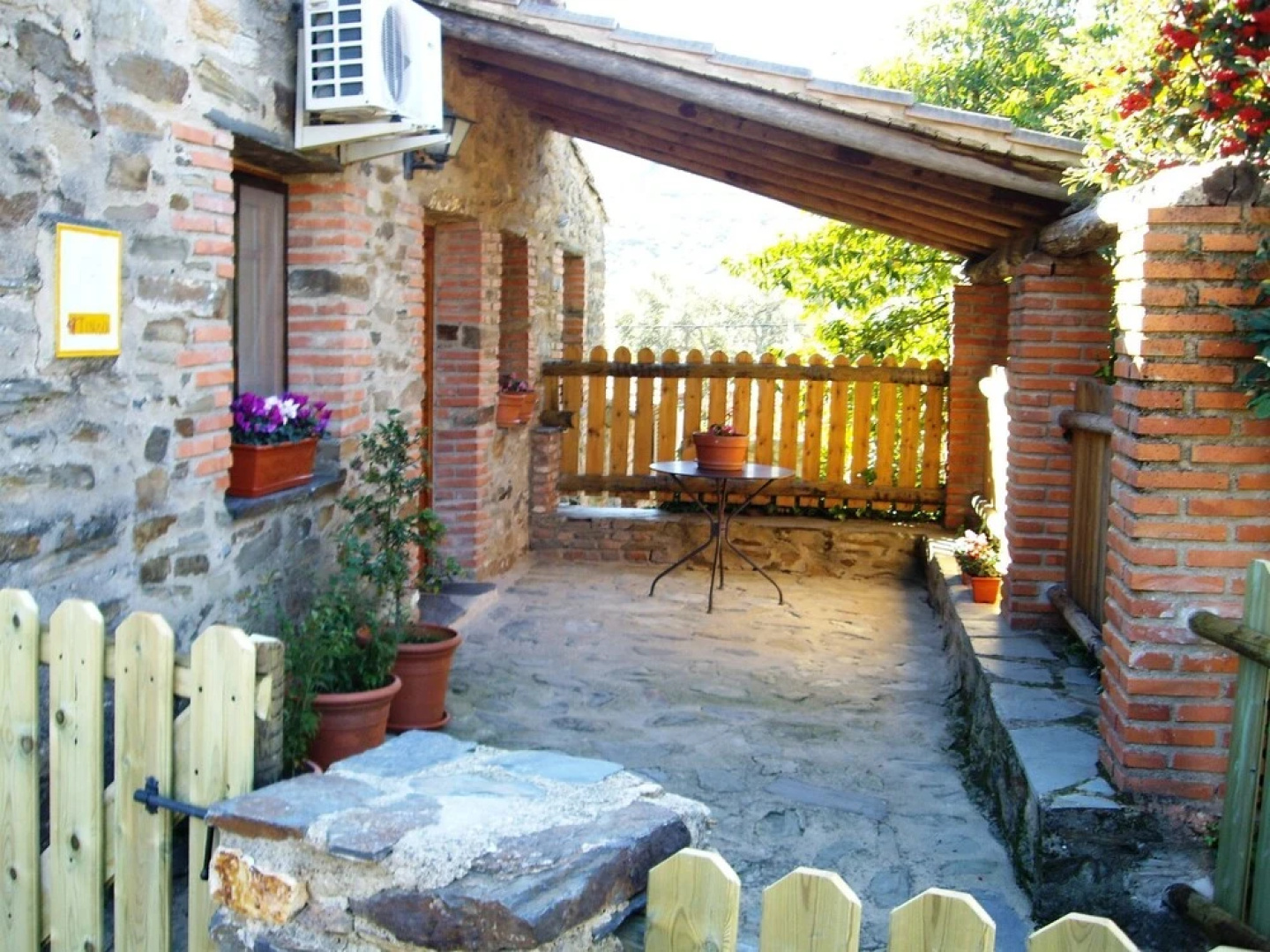 Rural Farmhouse in Valencia de Alcántara With Pool