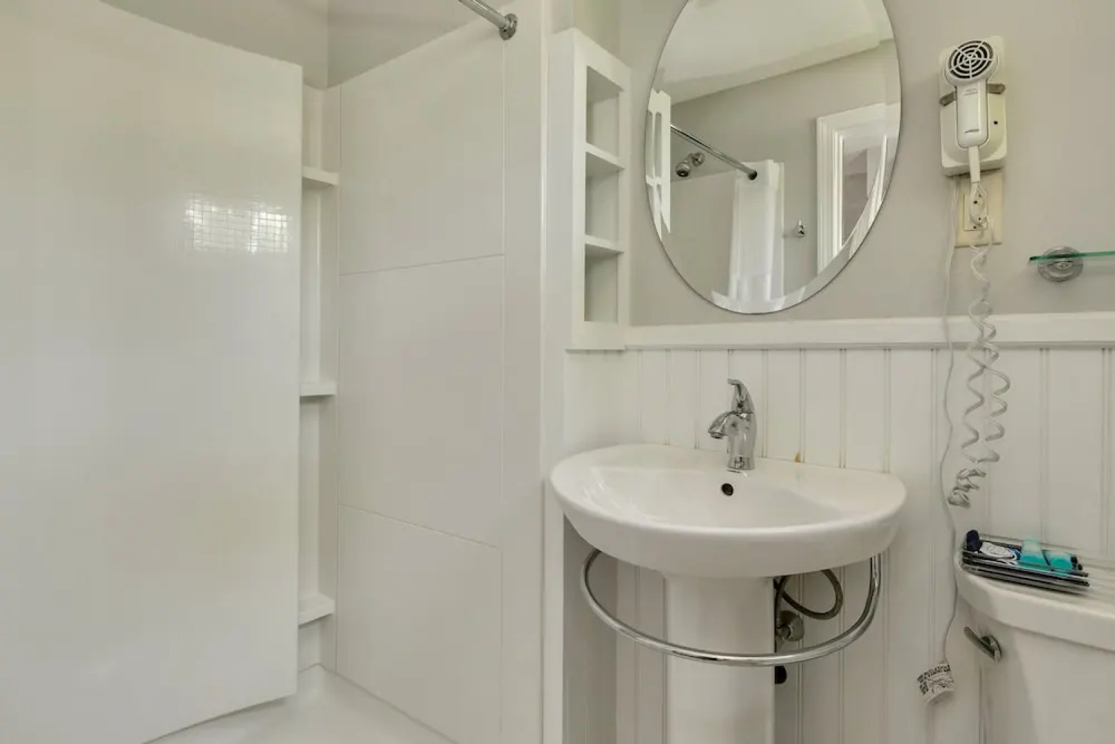 Handkerchief Shoals Inn