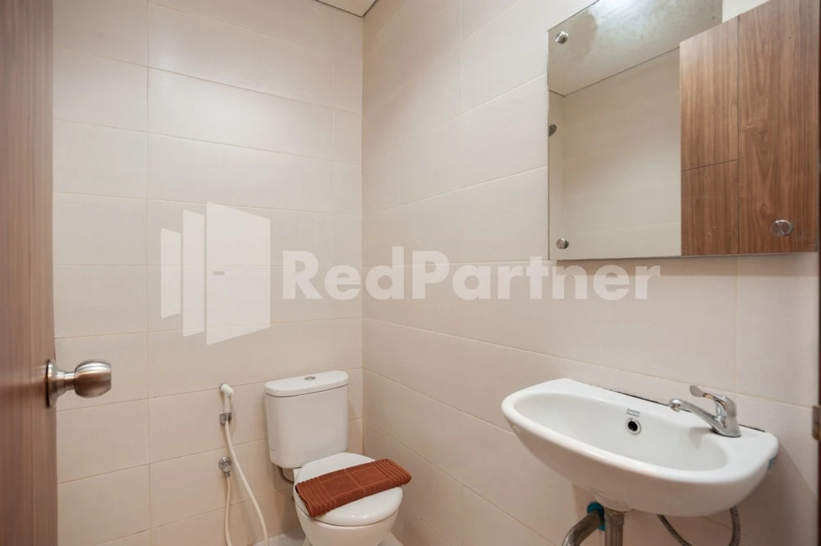 Urbanview Syariah Caseira Citra Raya