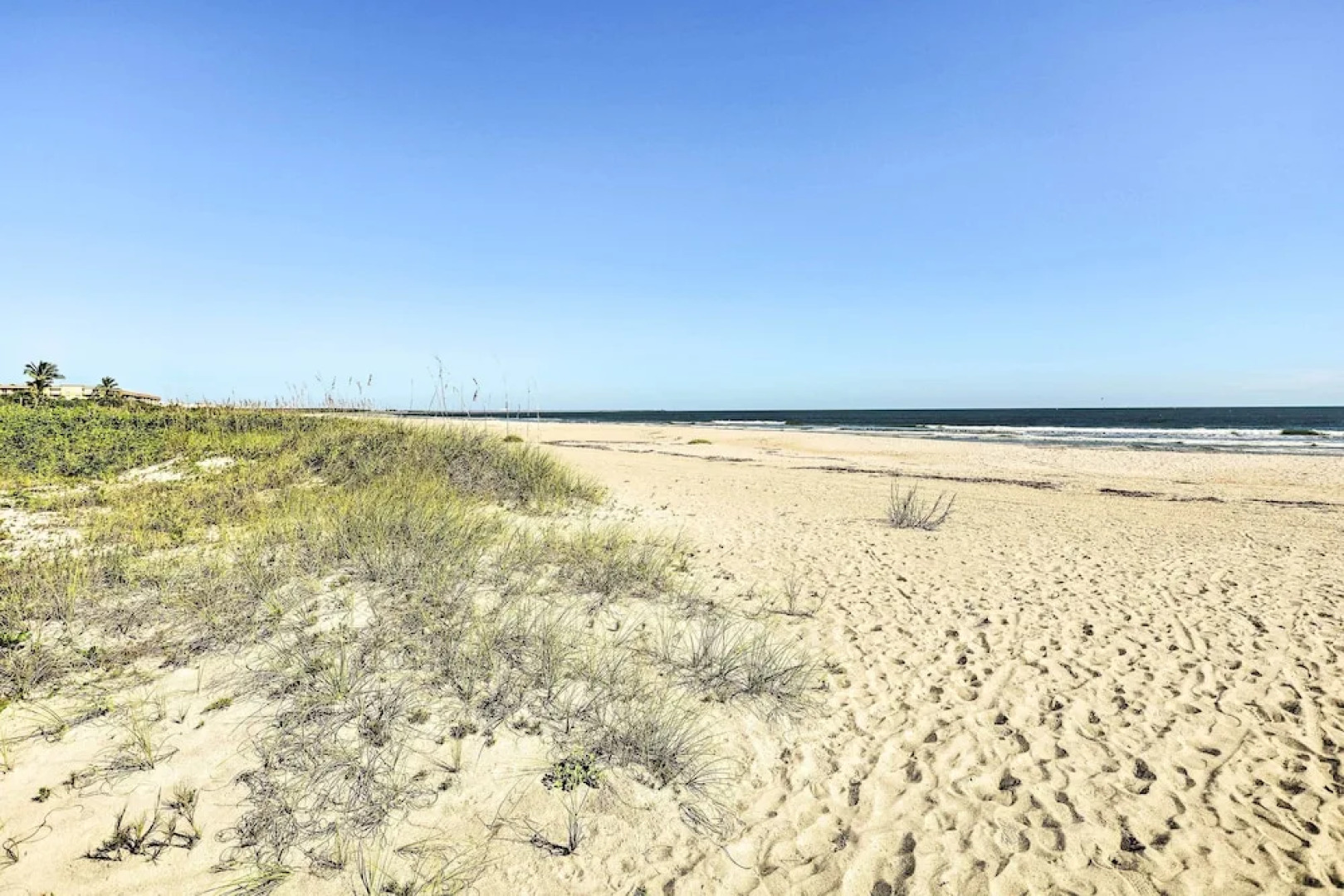 Cape Canaveral Abode < Half Mi to East Coast Beach