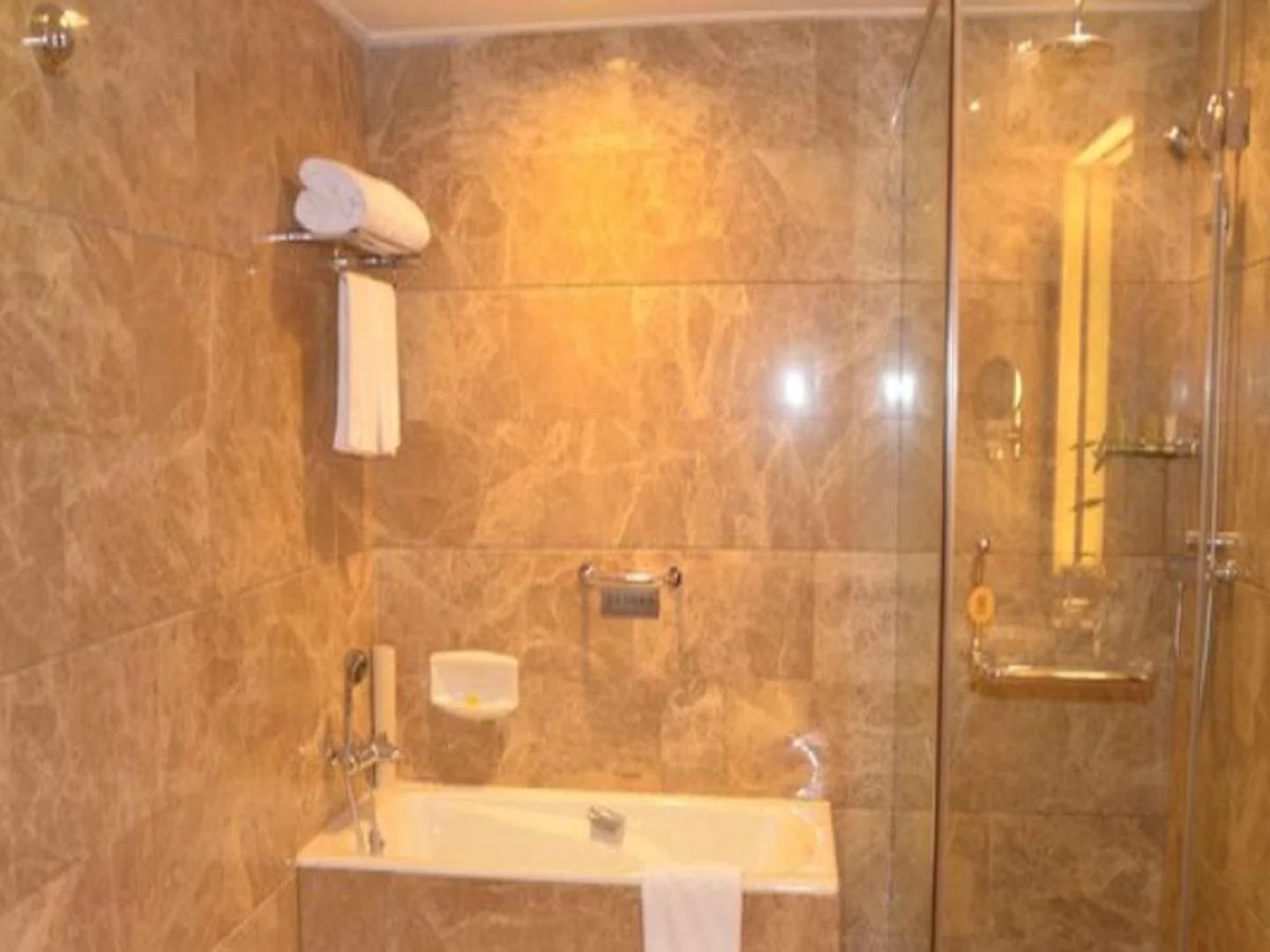 Lu'an Jinling Wanxi Hotel