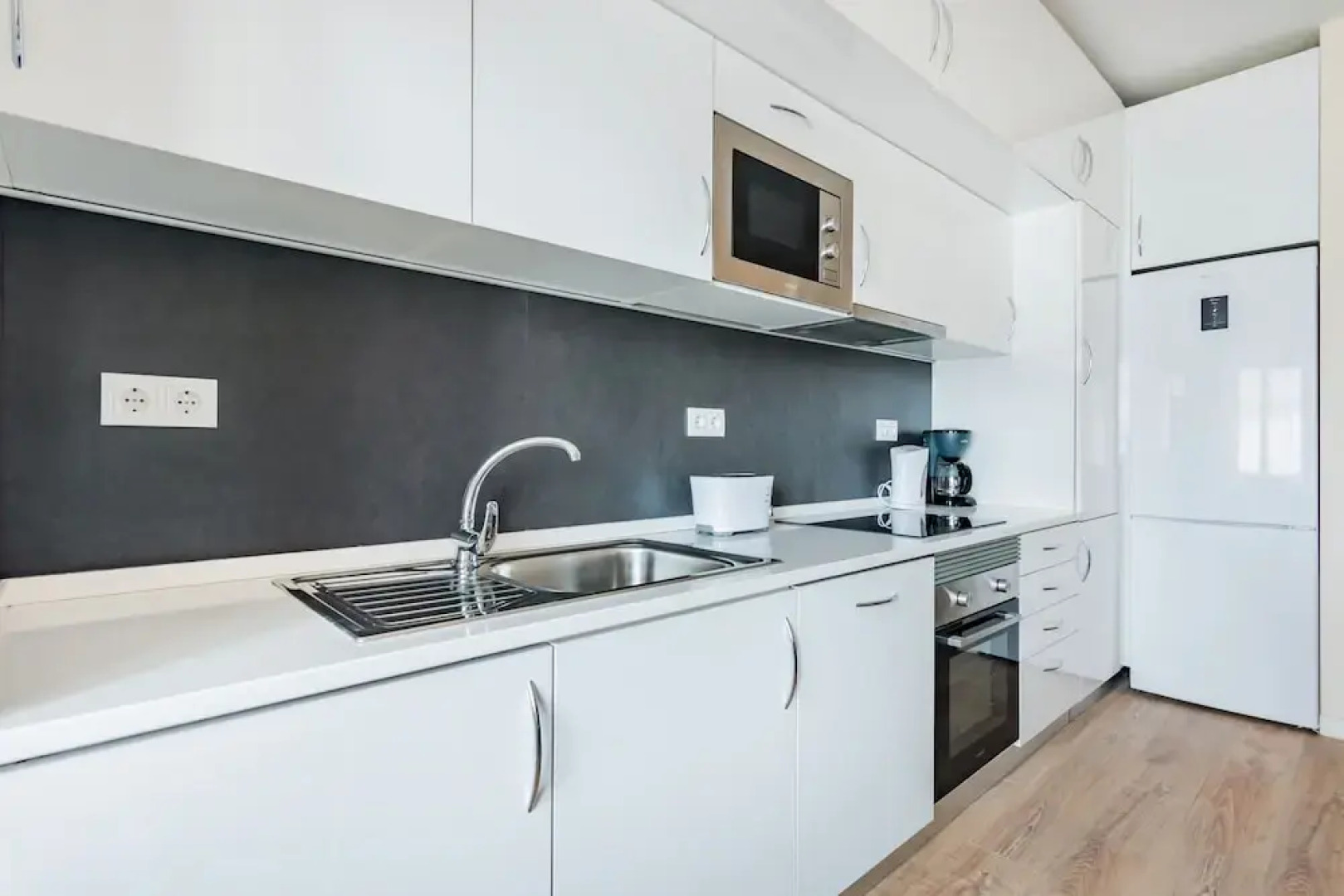 Oeiras Spacious and Modern Flat