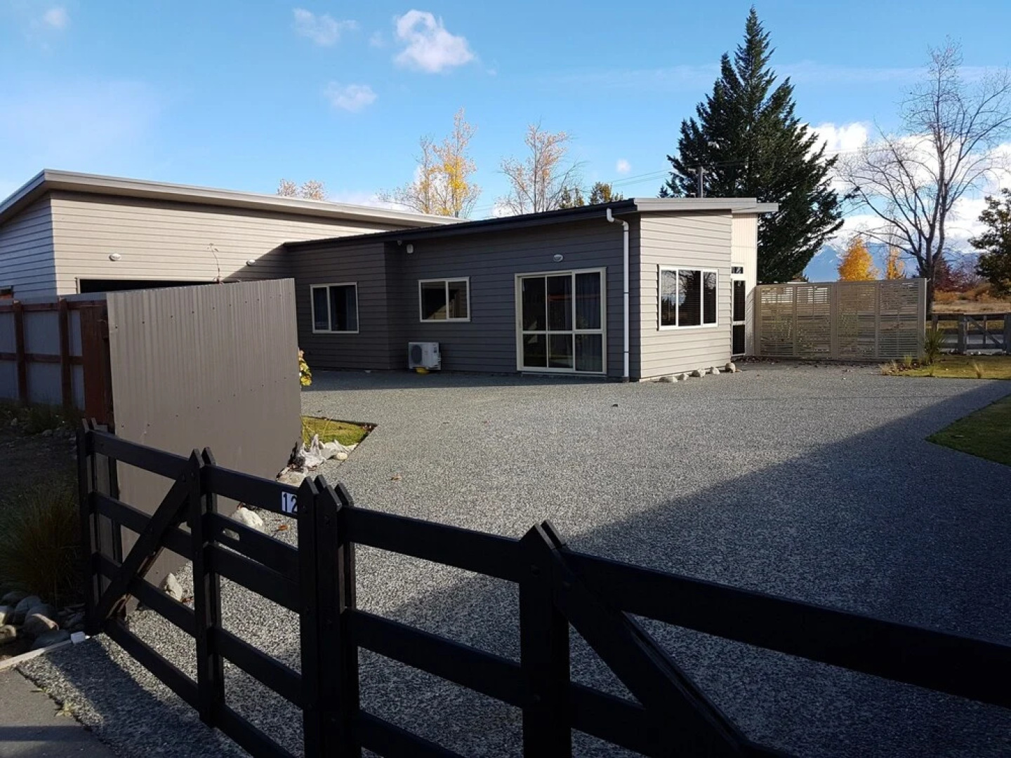 Grandeur on Greenfield