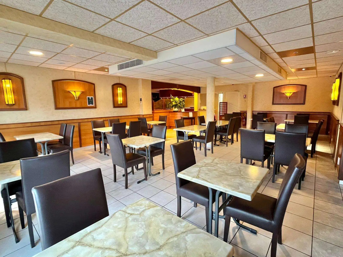 Logis Hôtel Sully le Château