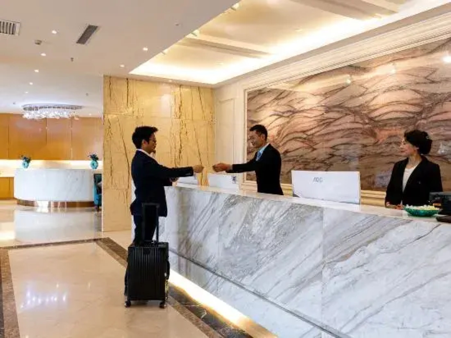 Huanghe Hotel(Gonghe Qinghai Lake Street Branch)