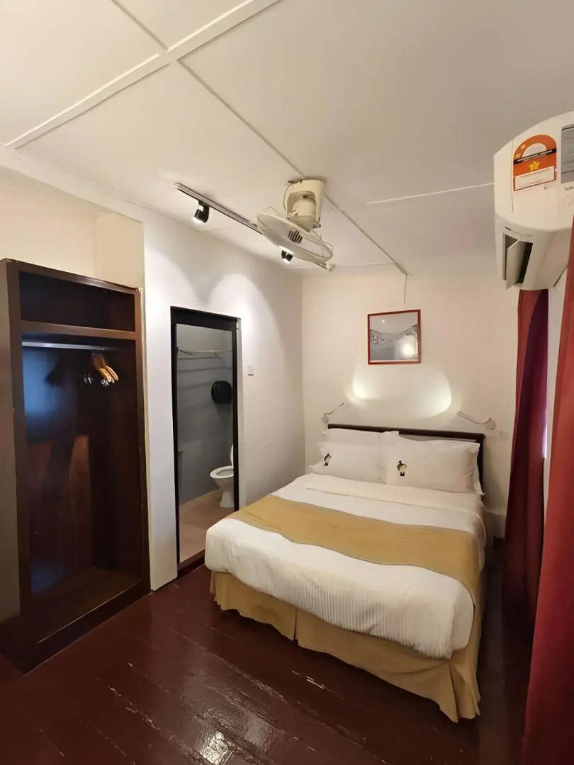 Red Inn Court - Hostel