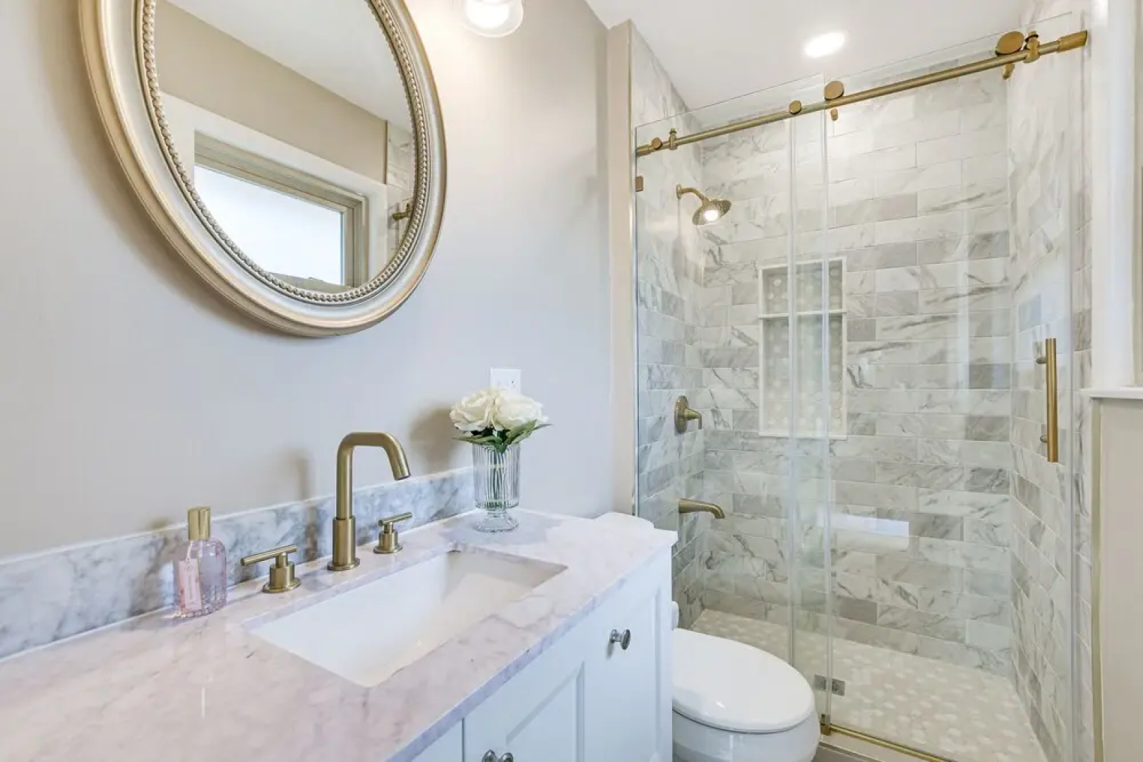 Family-friendly Villa Park Home: 16 Mi to Chicago!, Villa Park