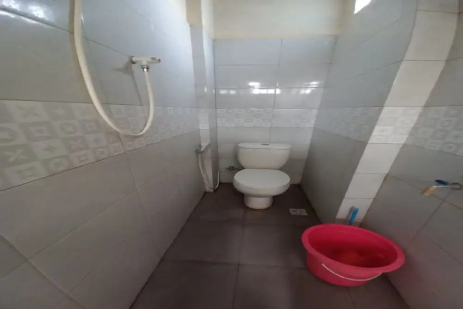 OYO LIFE 93634 Penginapan D'palinggihan Syariah