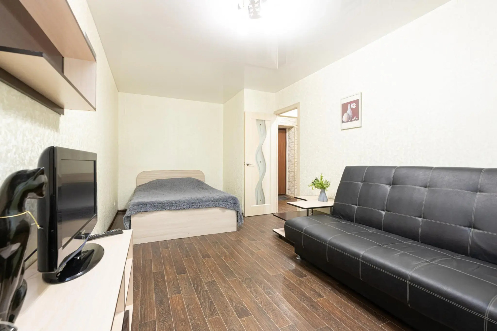 На Сутки на улице Октябрьская 44