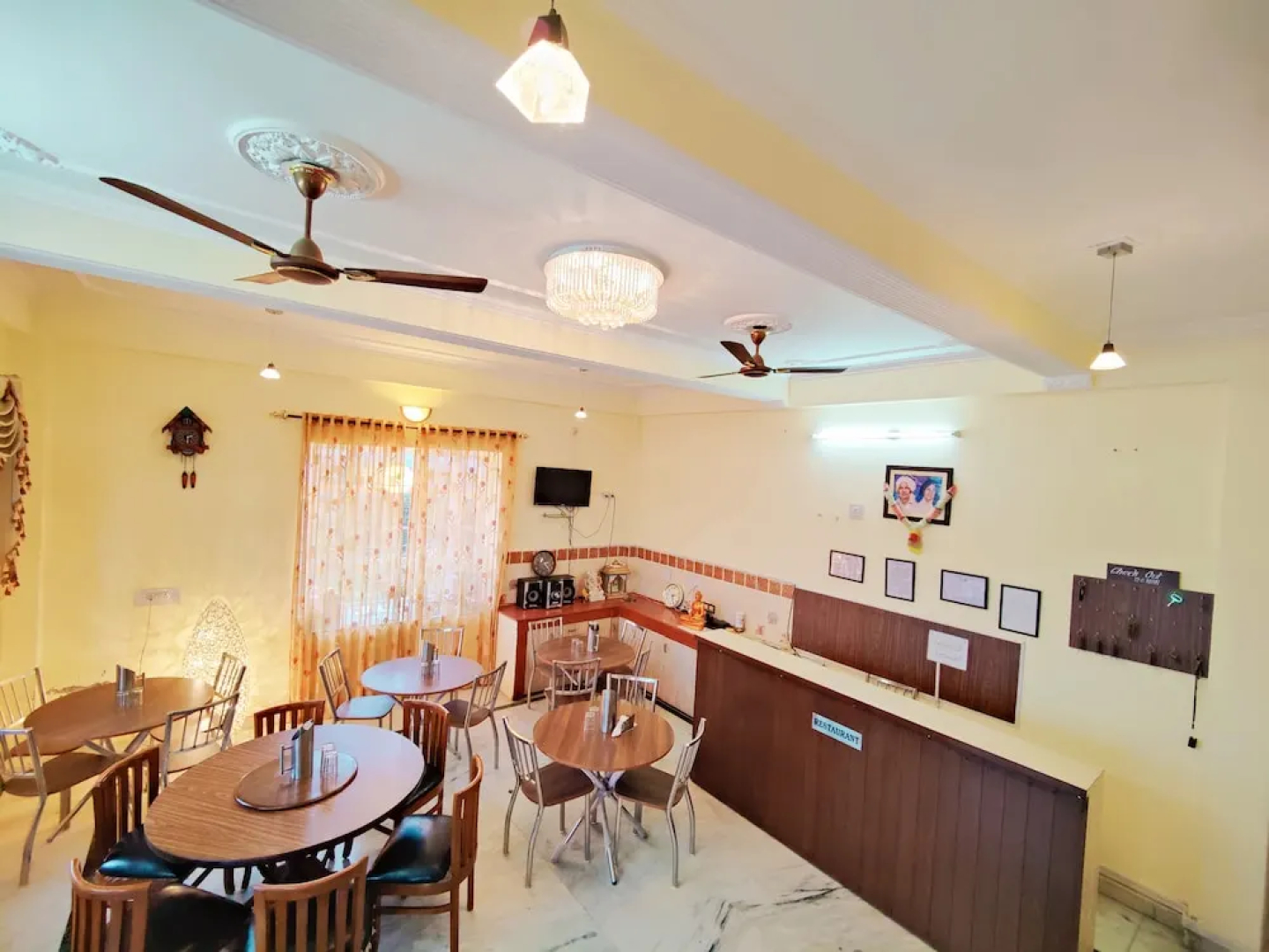 Hotel Madhuvan