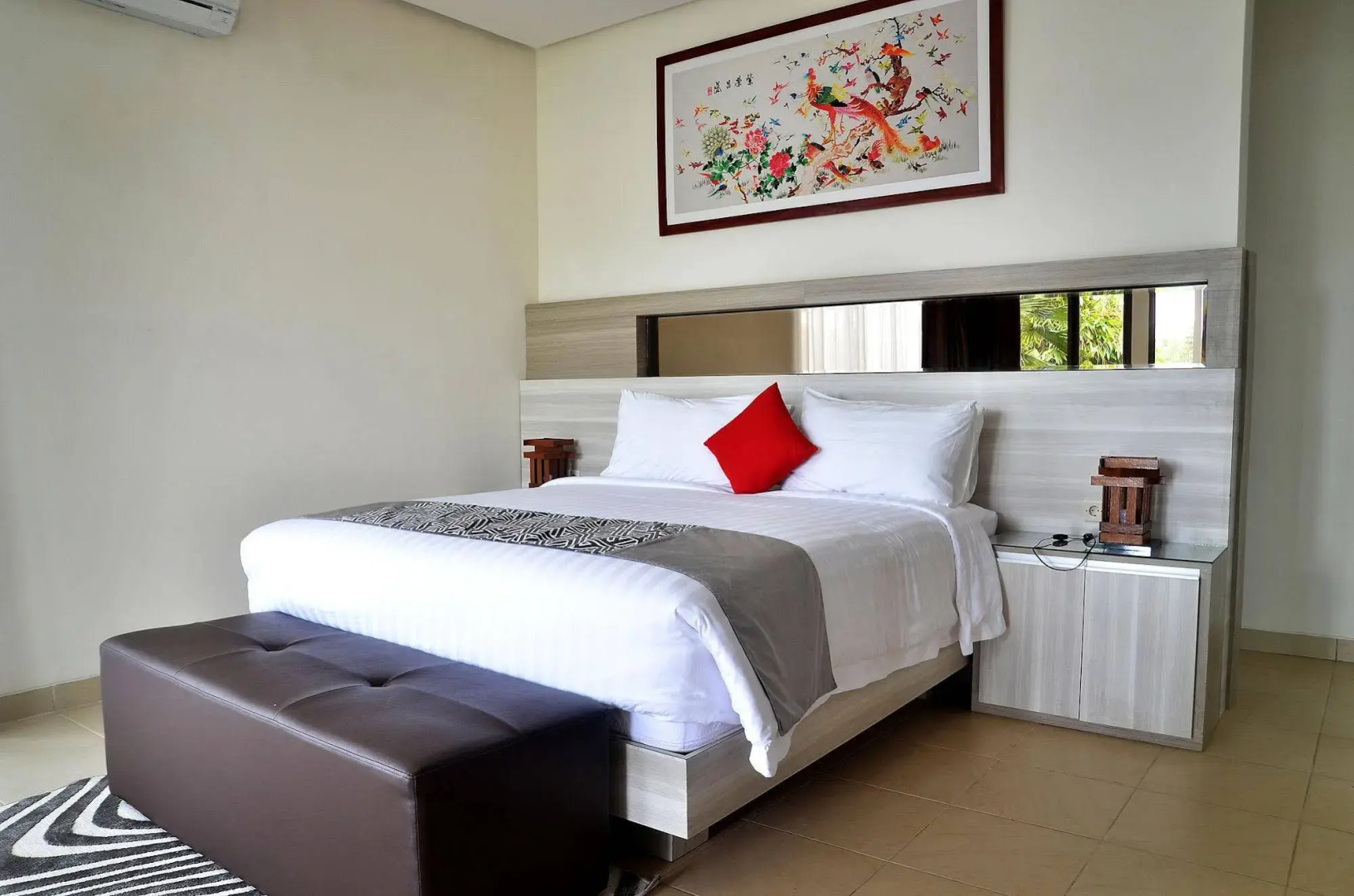 Morning Glory Mountain View 4BR Villa with Pool