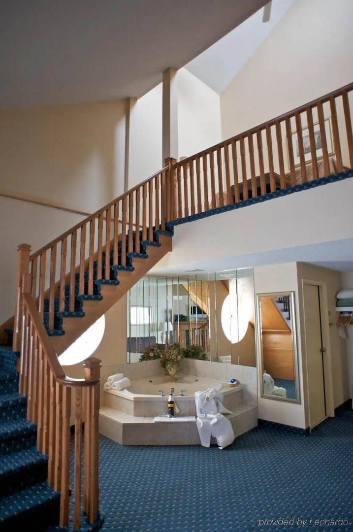 Monte Carlo Inn Toronto - Markham