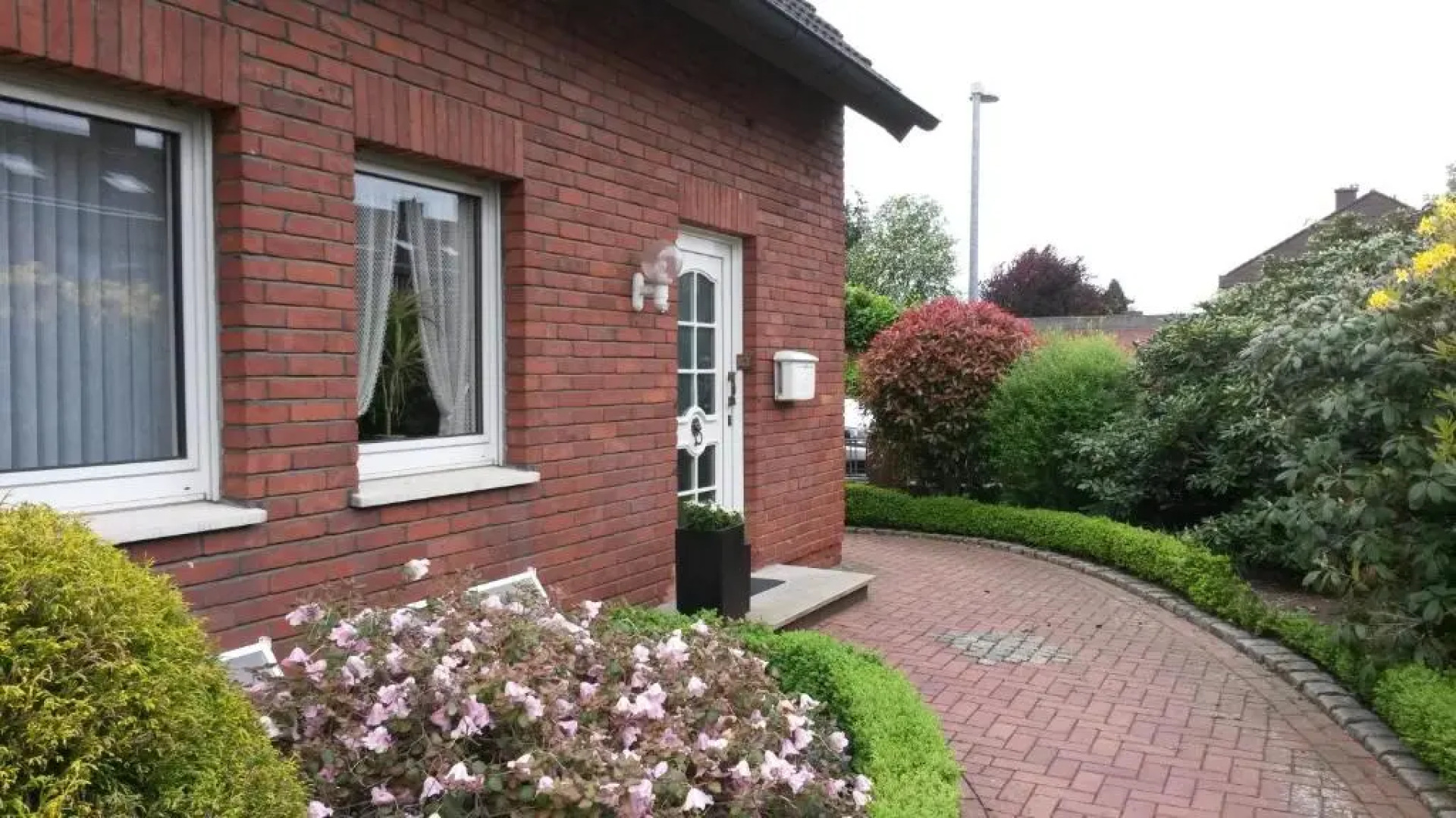 Charmante, moderne Wohnung