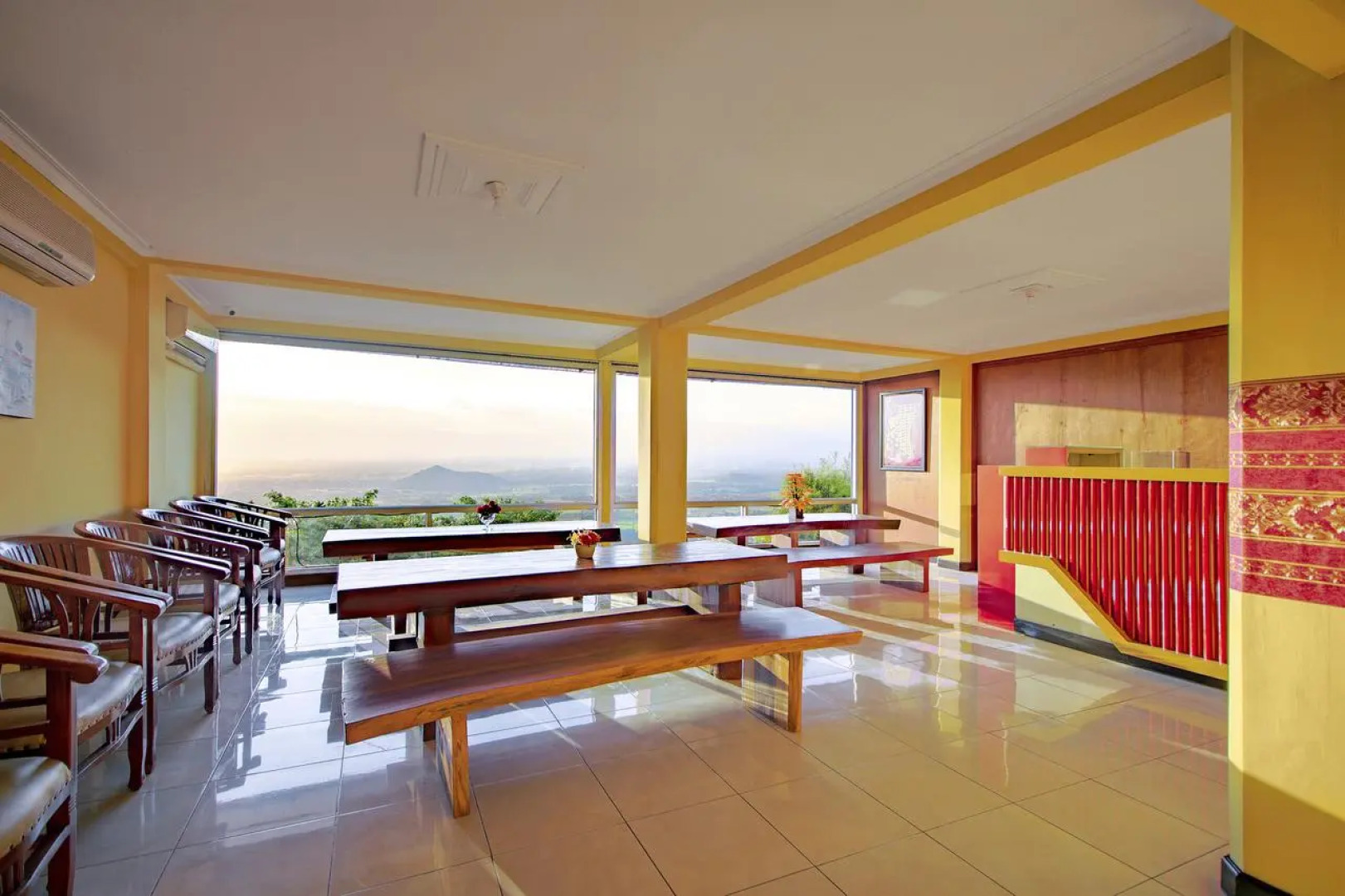 OYO 1159 Bukit Indah Hotel and Restaurant